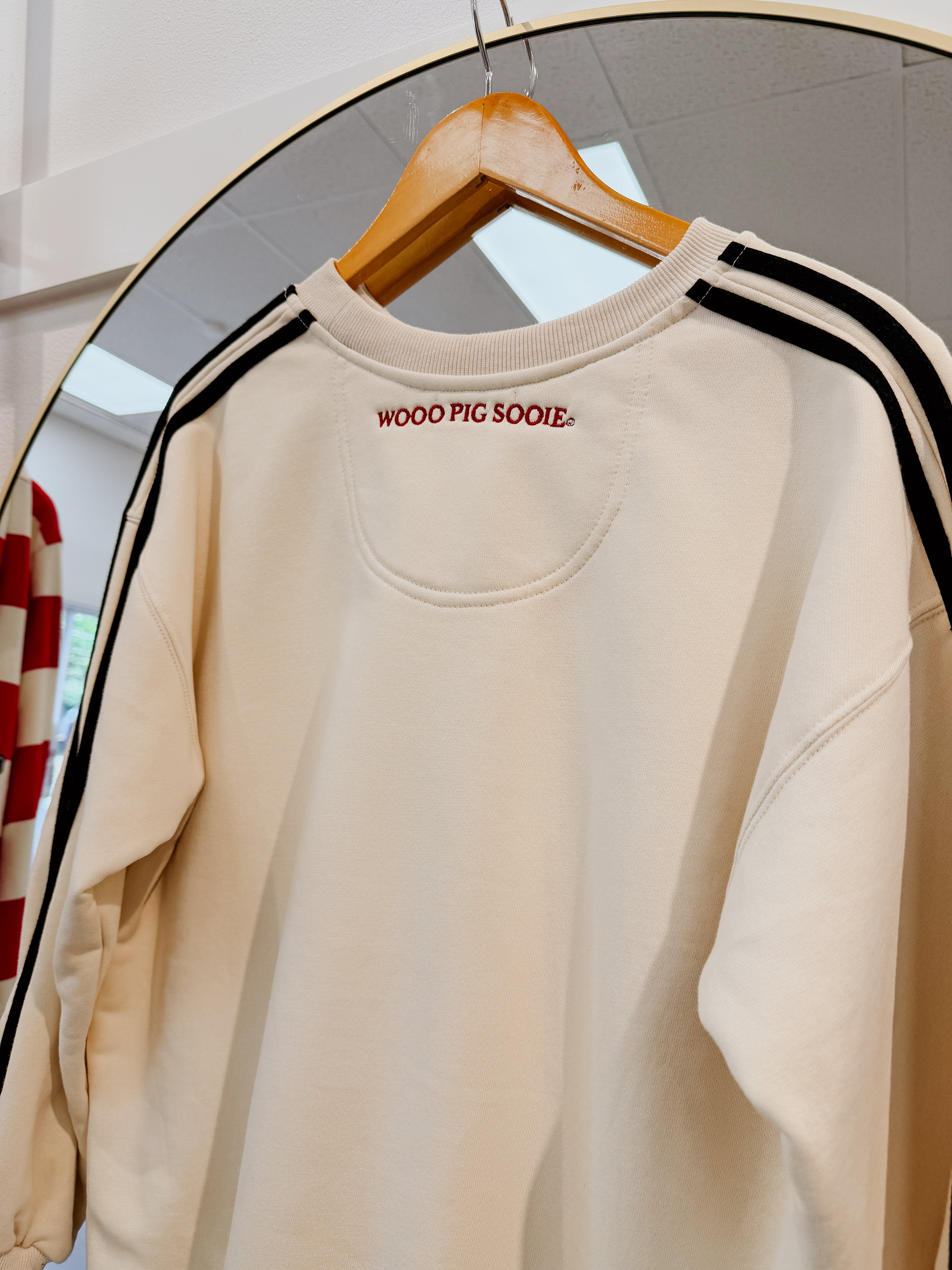 THE MEGAN RAZORBACK PATCH SWEATSHIRT