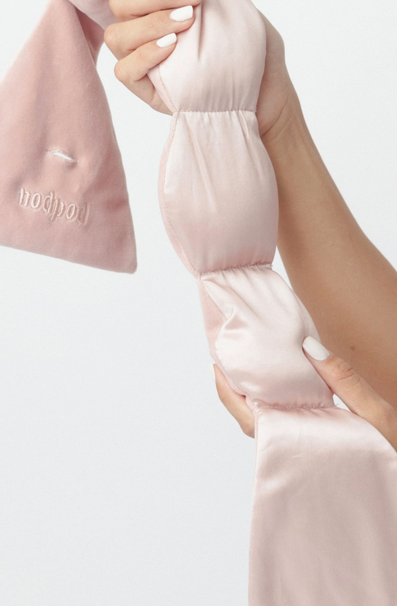 NODPOD MINERALIZED SILK SLEEP MASK