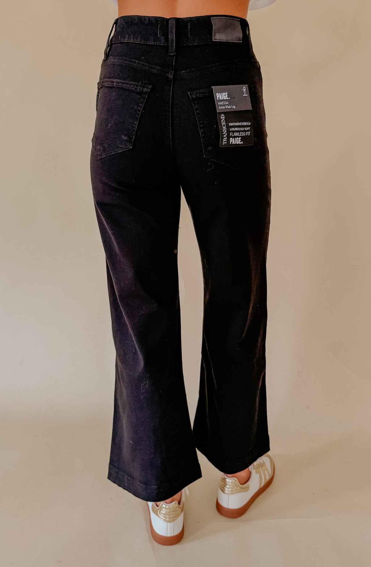 PAIGE ANESSA DENIM IN BLACK SHADOW