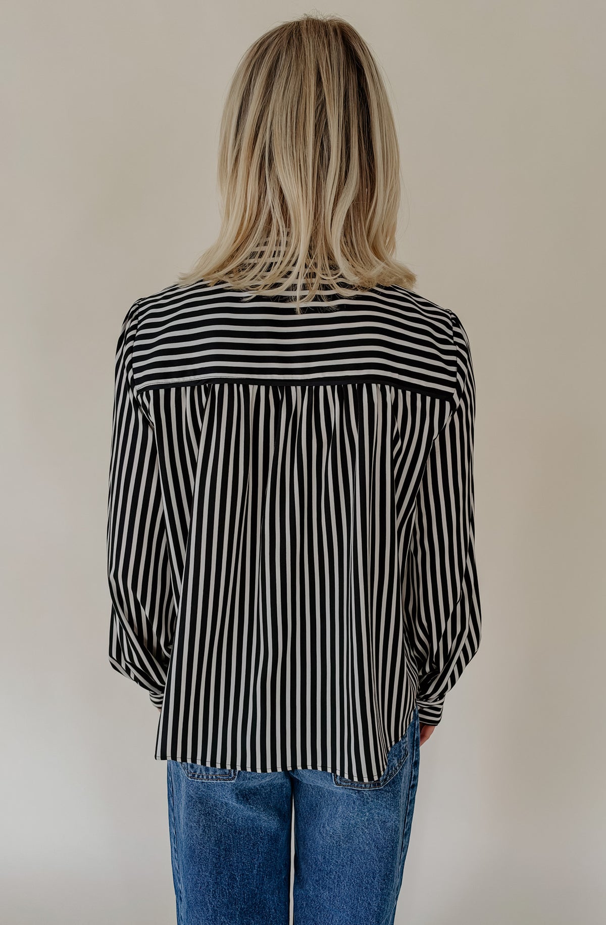 THE BAILEY TIE FRONT BLOUSE