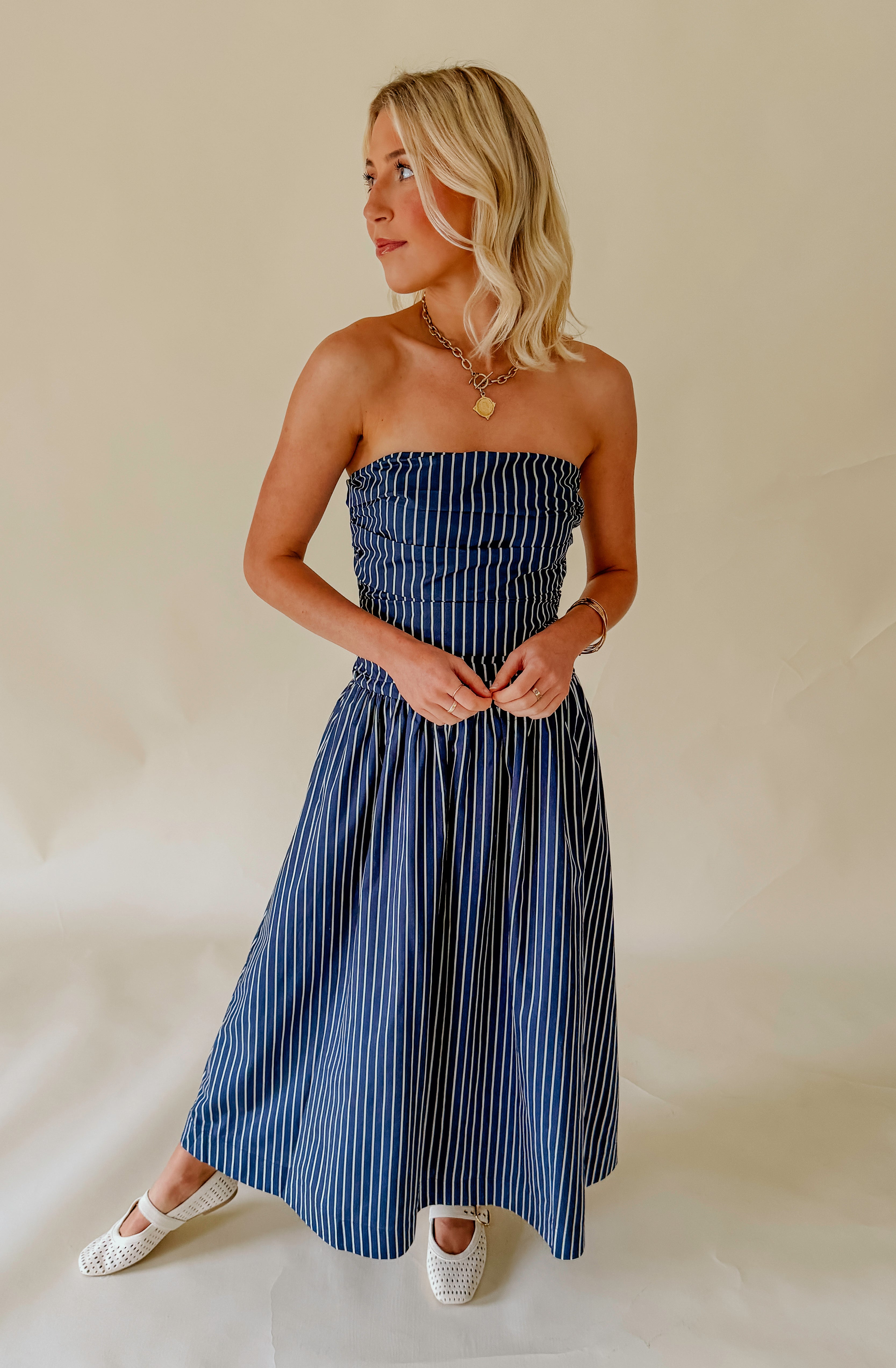 THE AMARA STRAPLESS MIDI DRESS