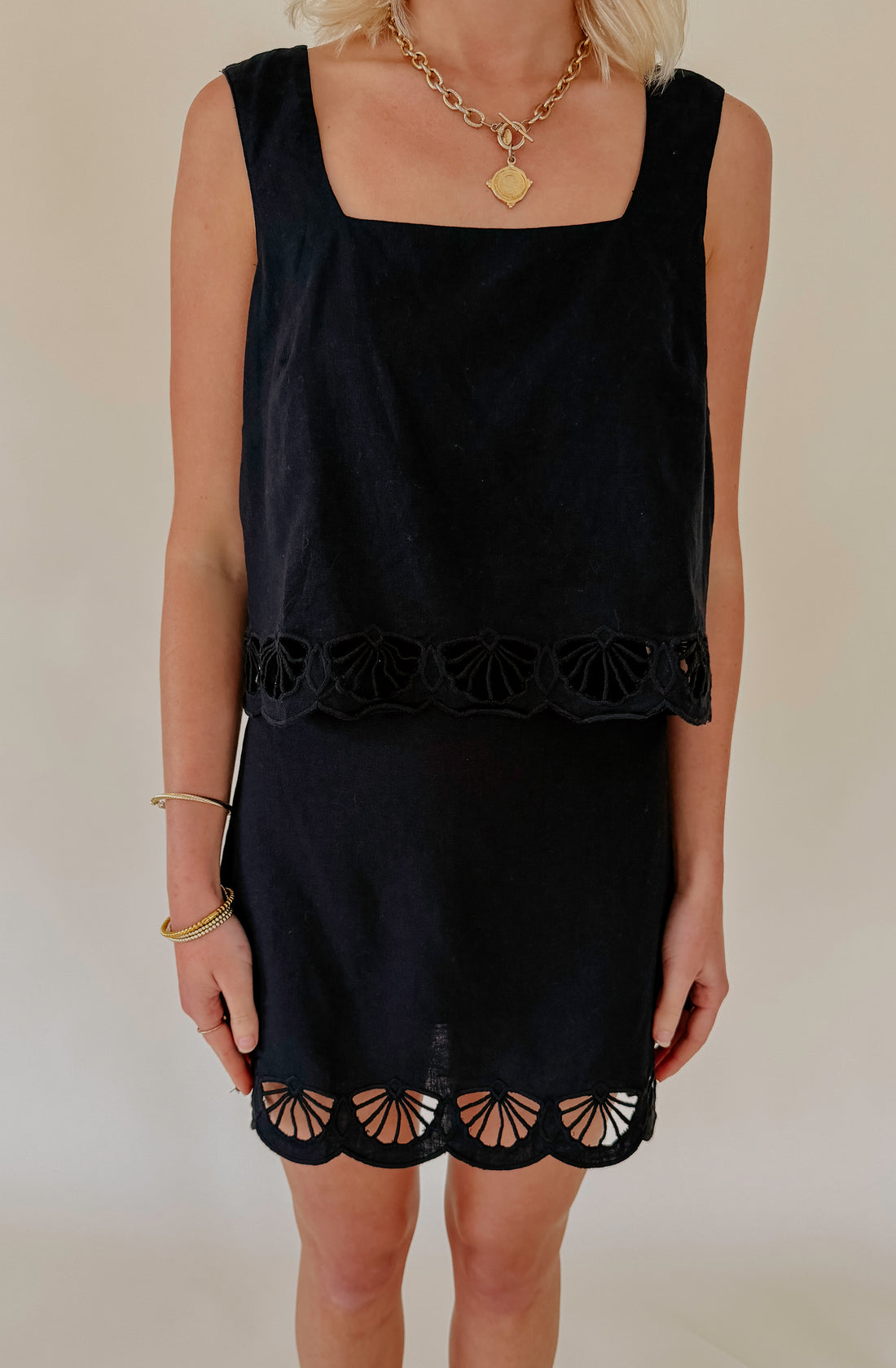 Z SUPPLY CHARLENE EMBROIDERED TOP