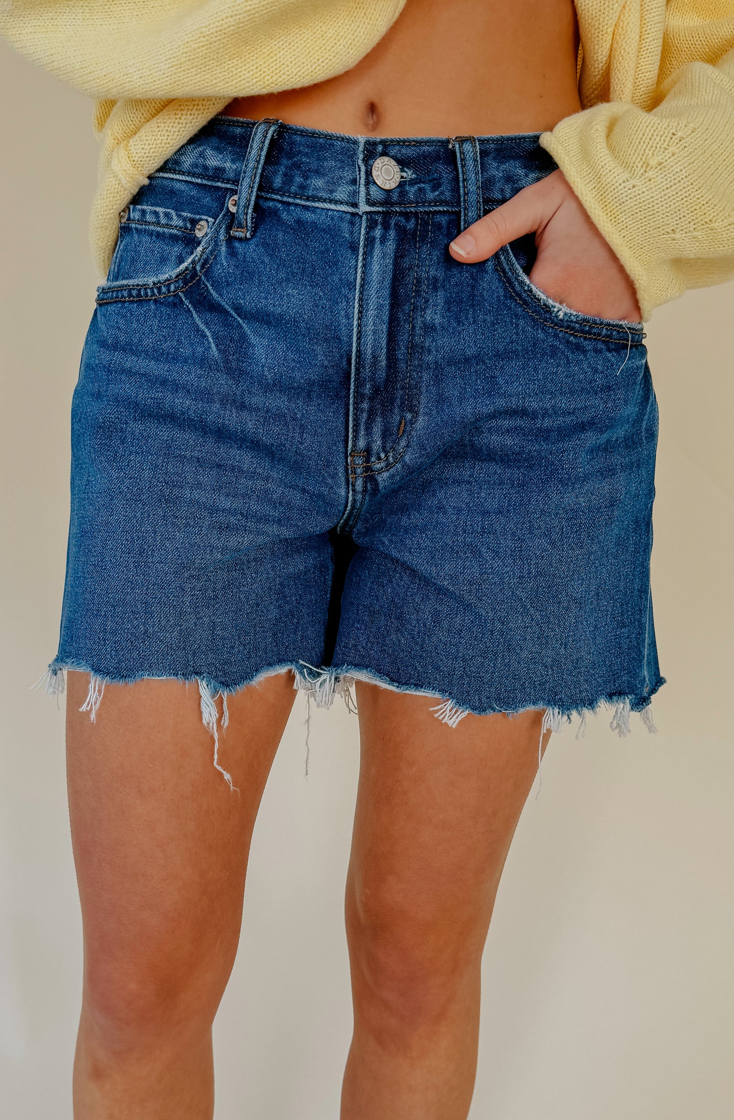DAZE CROSSROADS MID RISE LOOSE SHORT