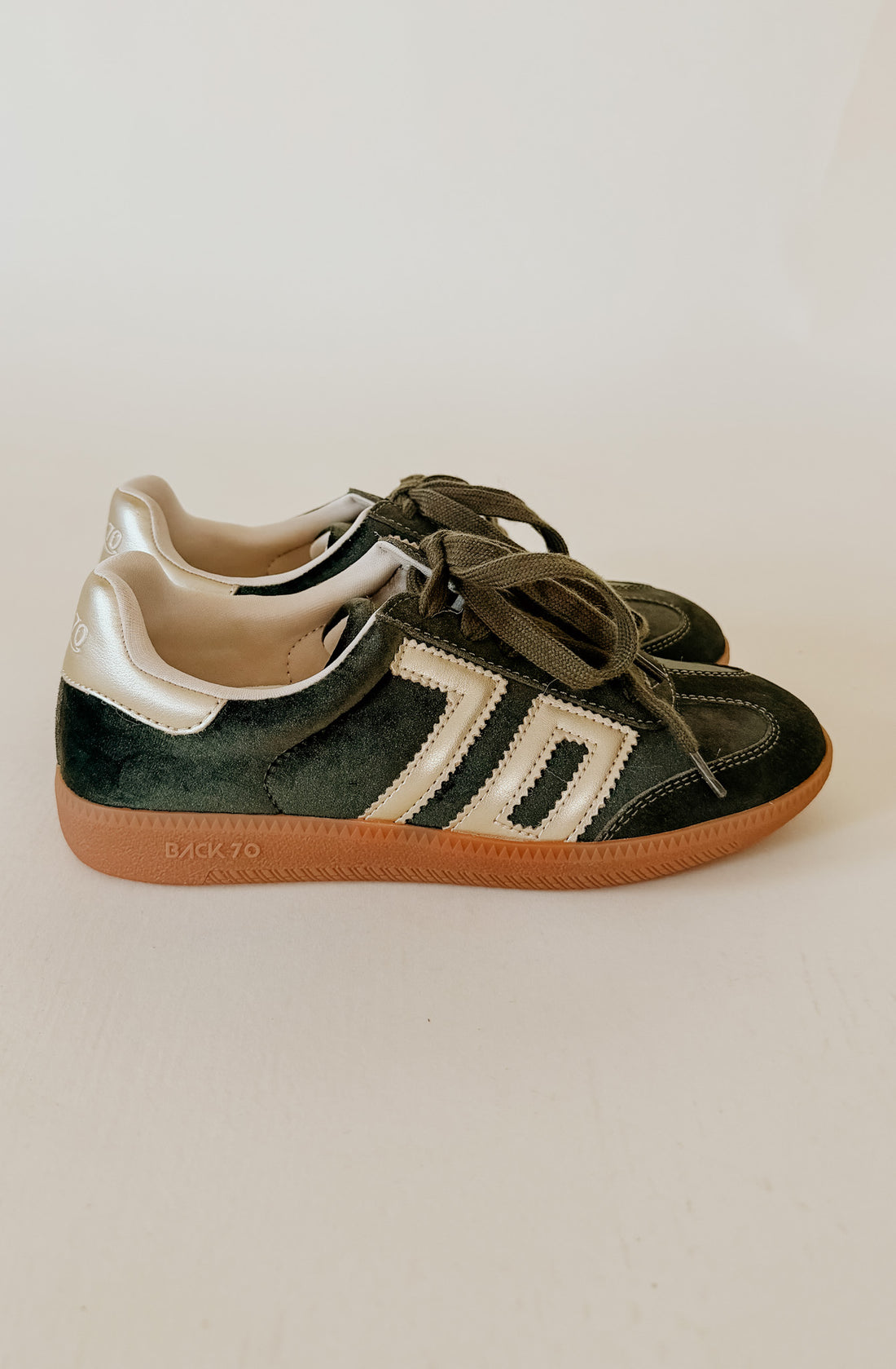 BACK 70 CLOUD SNEAKER IN VELVET GOLD