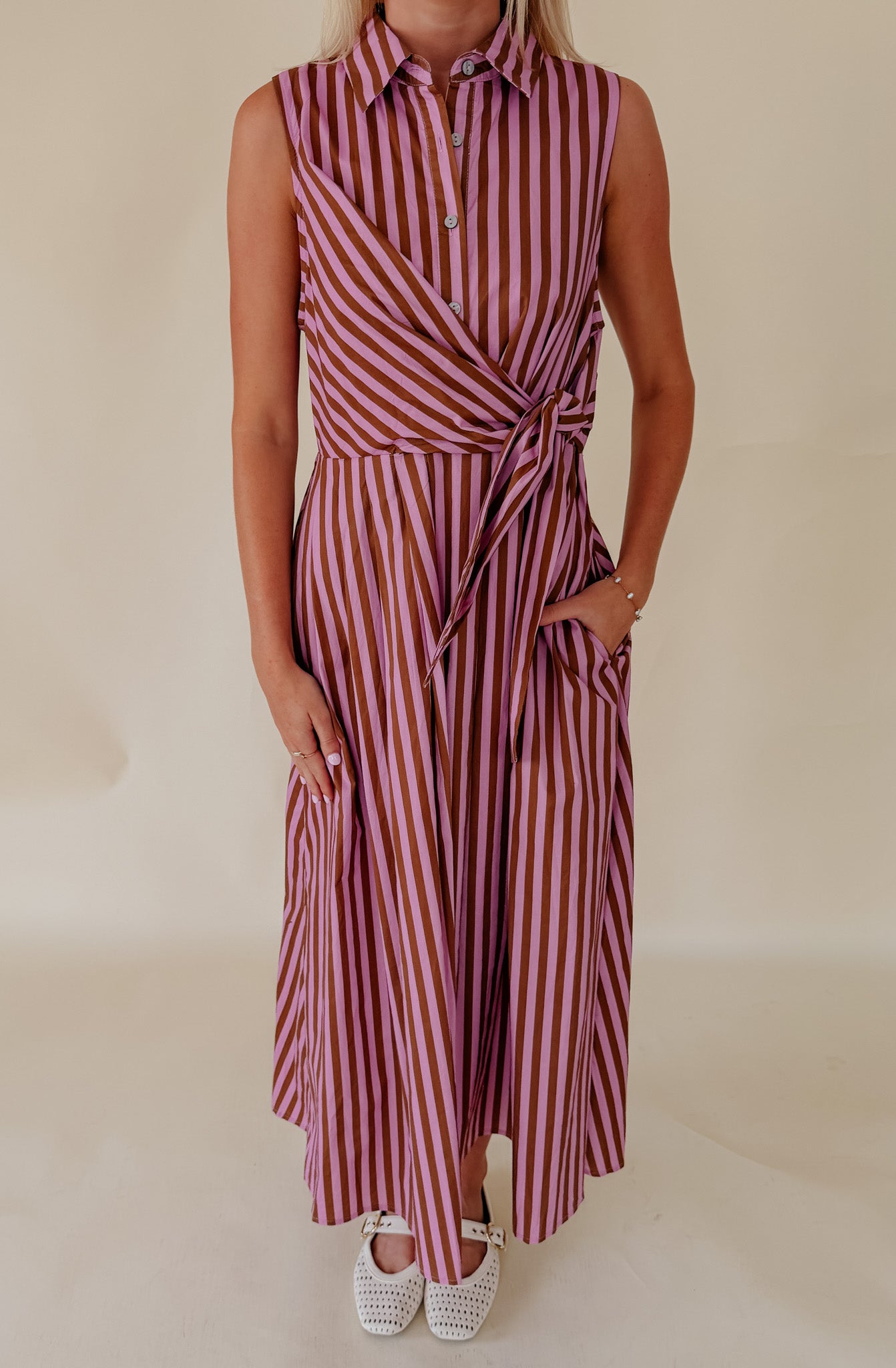 FEEL THE BREEZE TIE MIDI DRESS