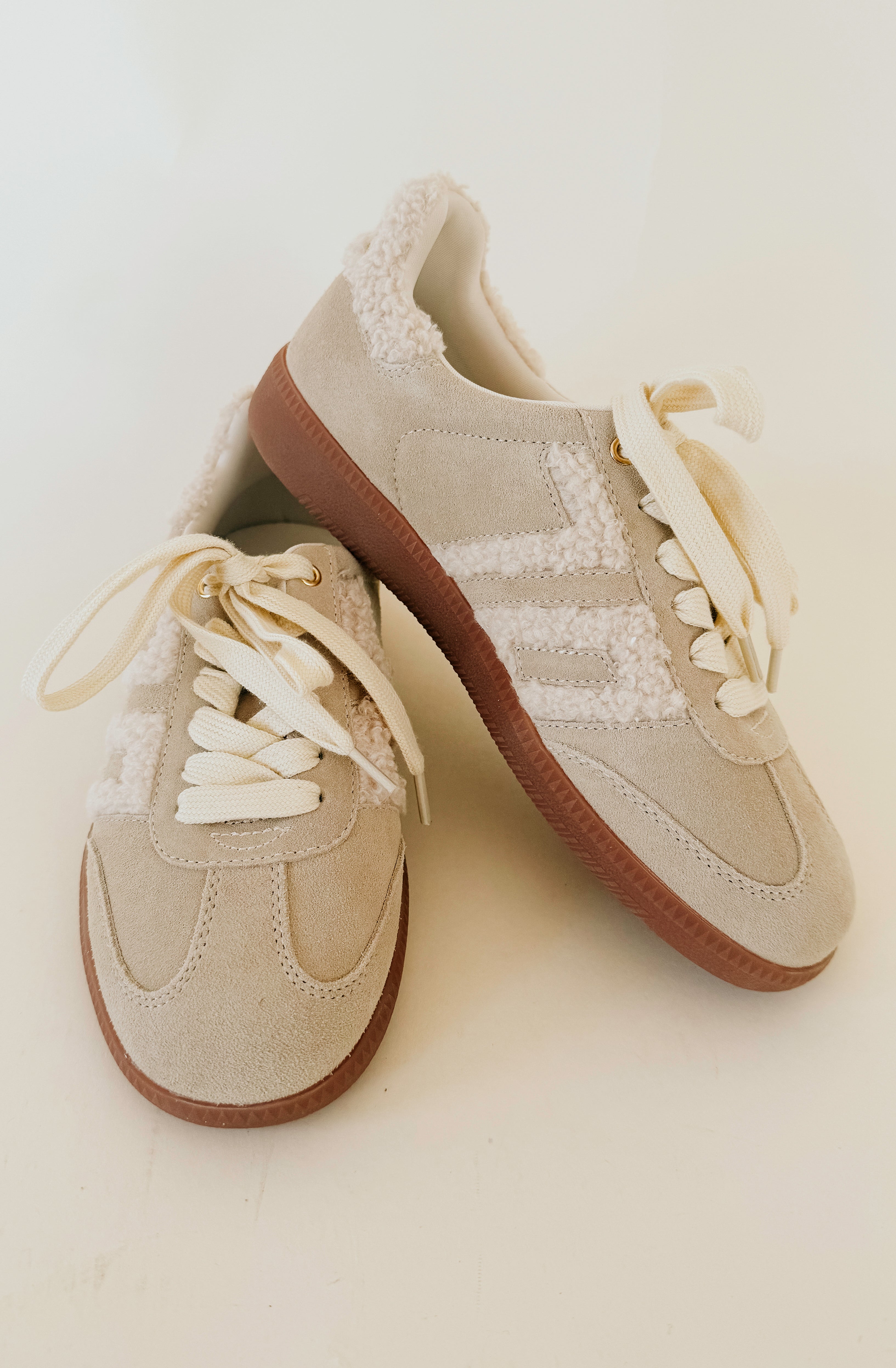 BACK 70 CLOUD 6N SNEAKER