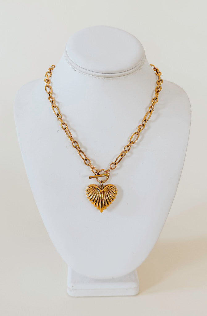 LUNA HEART NECKLACE