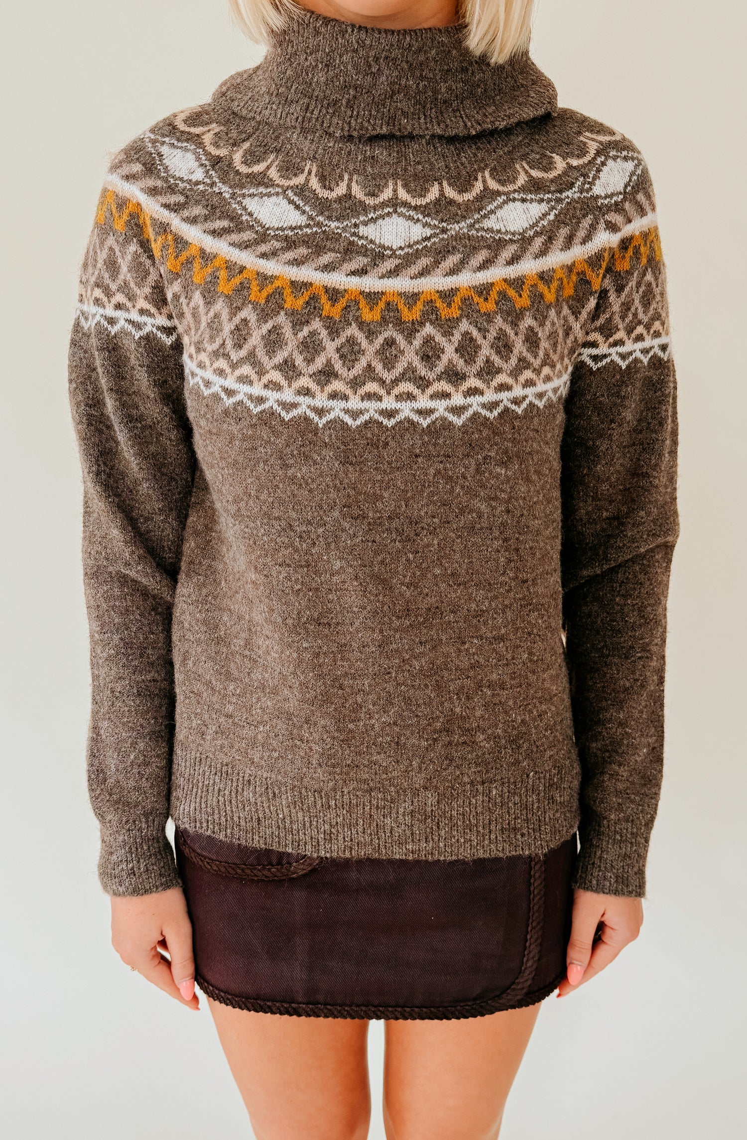 HEARTLOOM MASON TURTLENECK SWEATER