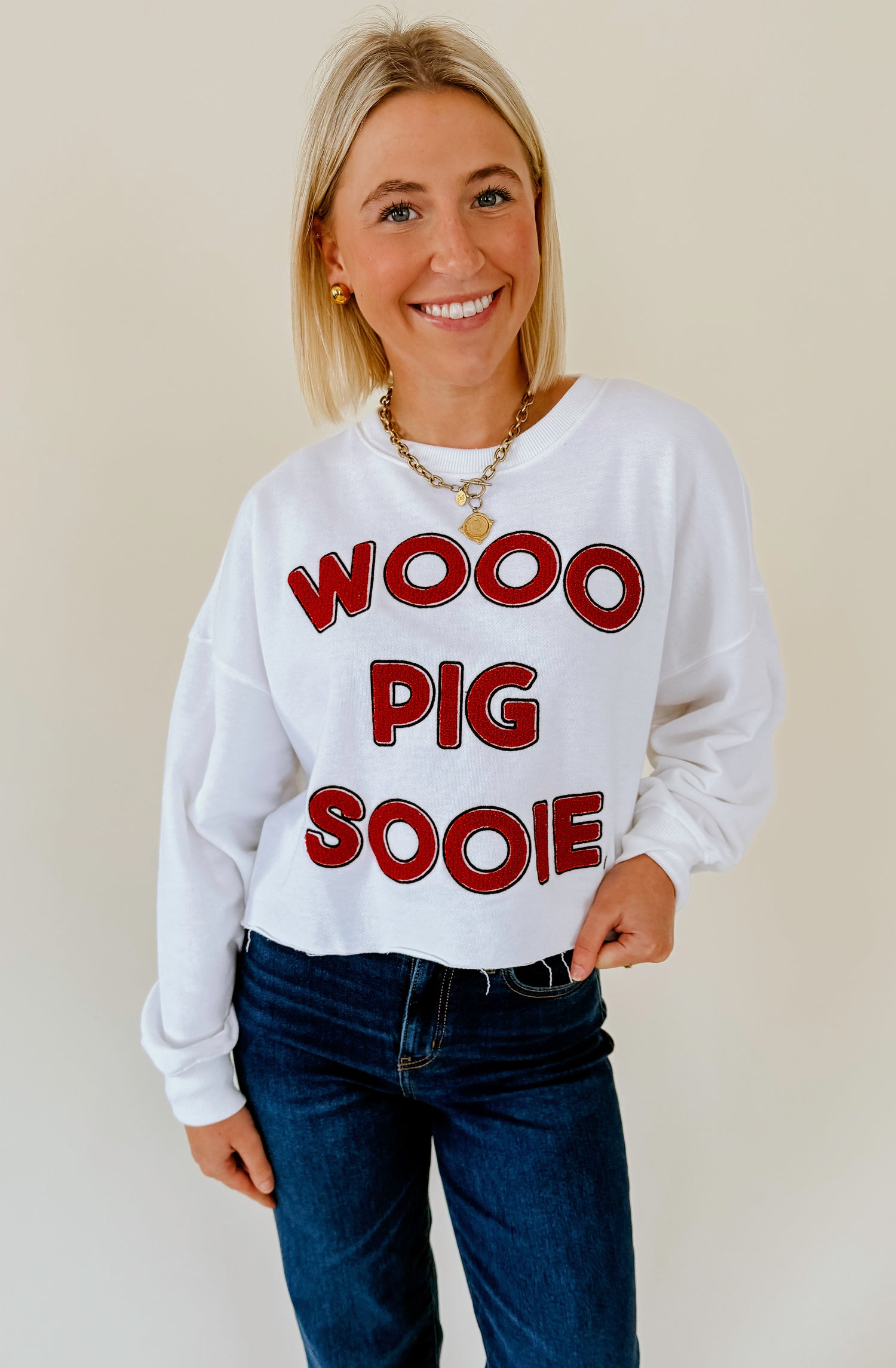 ARKANSAS PERKINS CHENILLE CROPPED SWEATSHIRT