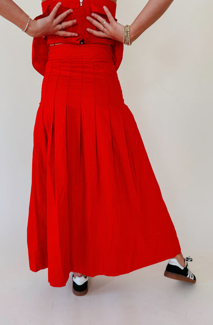 HOT TO GO PLEATED SKIRT