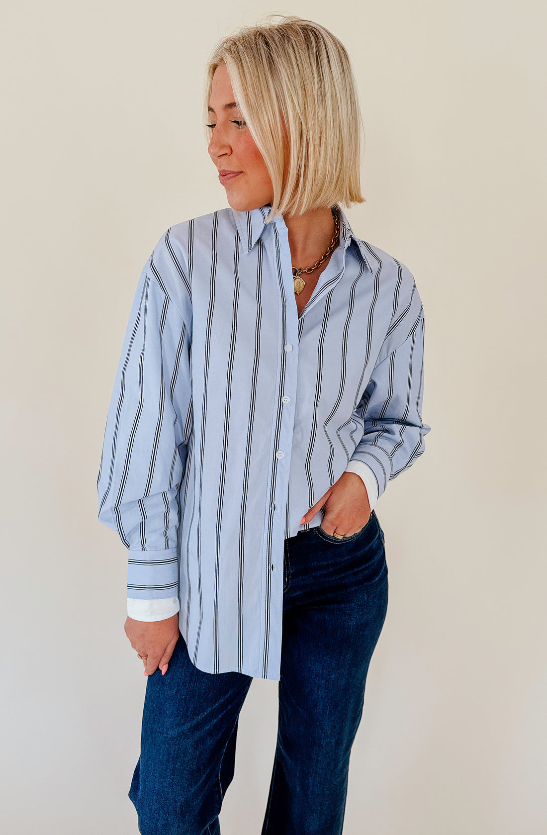 LINE AND DOT LEIA BUTTON UP