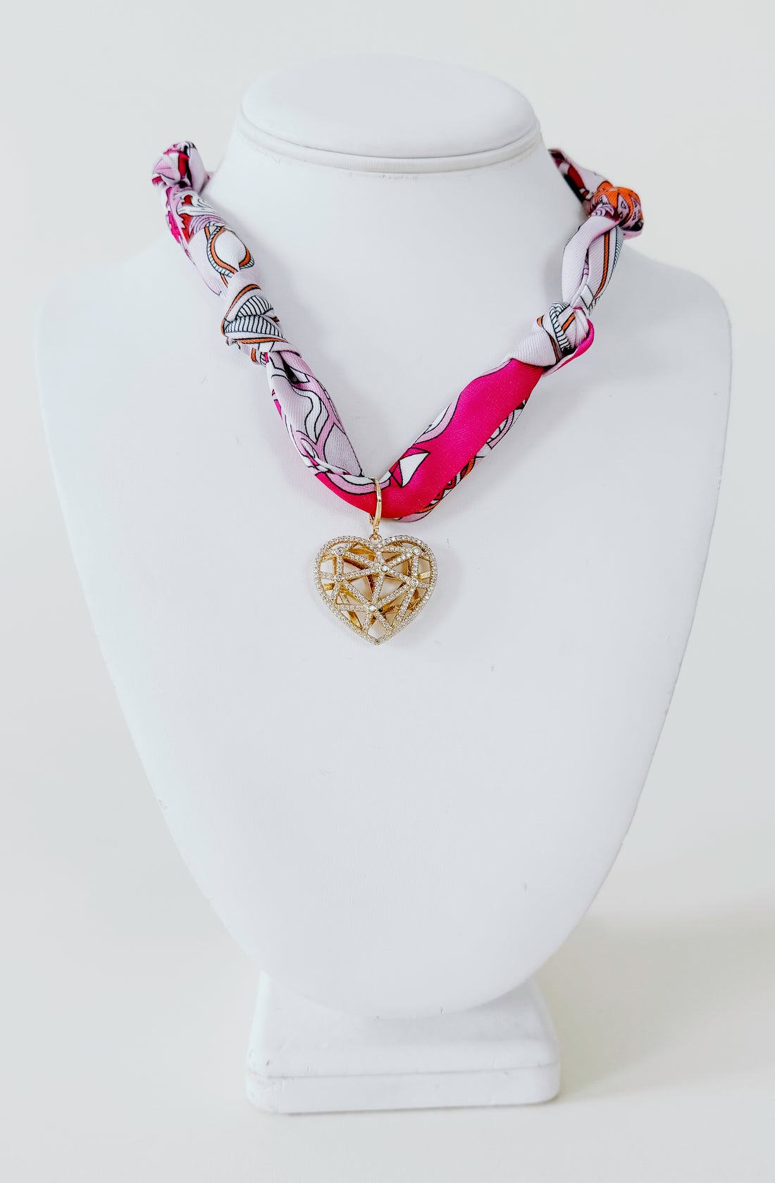 LEILANA SCARF NECKLACE