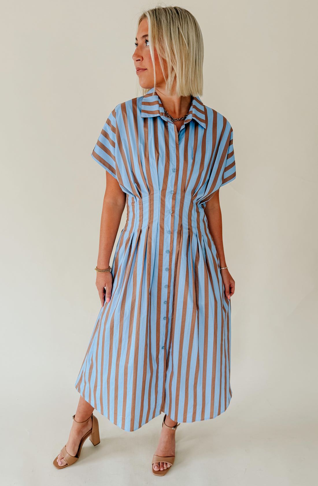 MEET IN THE MIDDLE BUTTONED DRESS