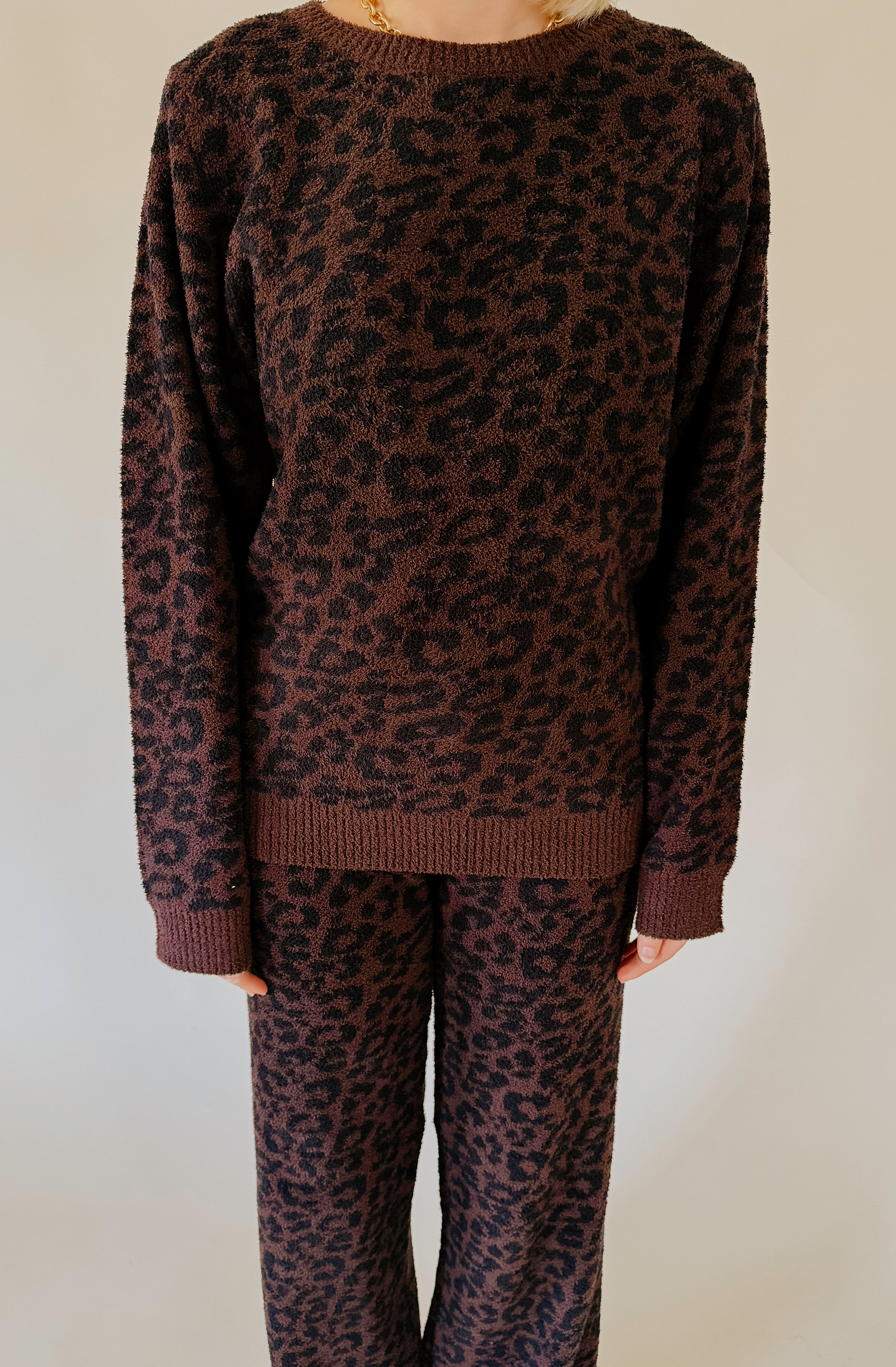 SOFTIES MARSHMALLOW LEOPARD CREW NECK LOUNGE SET