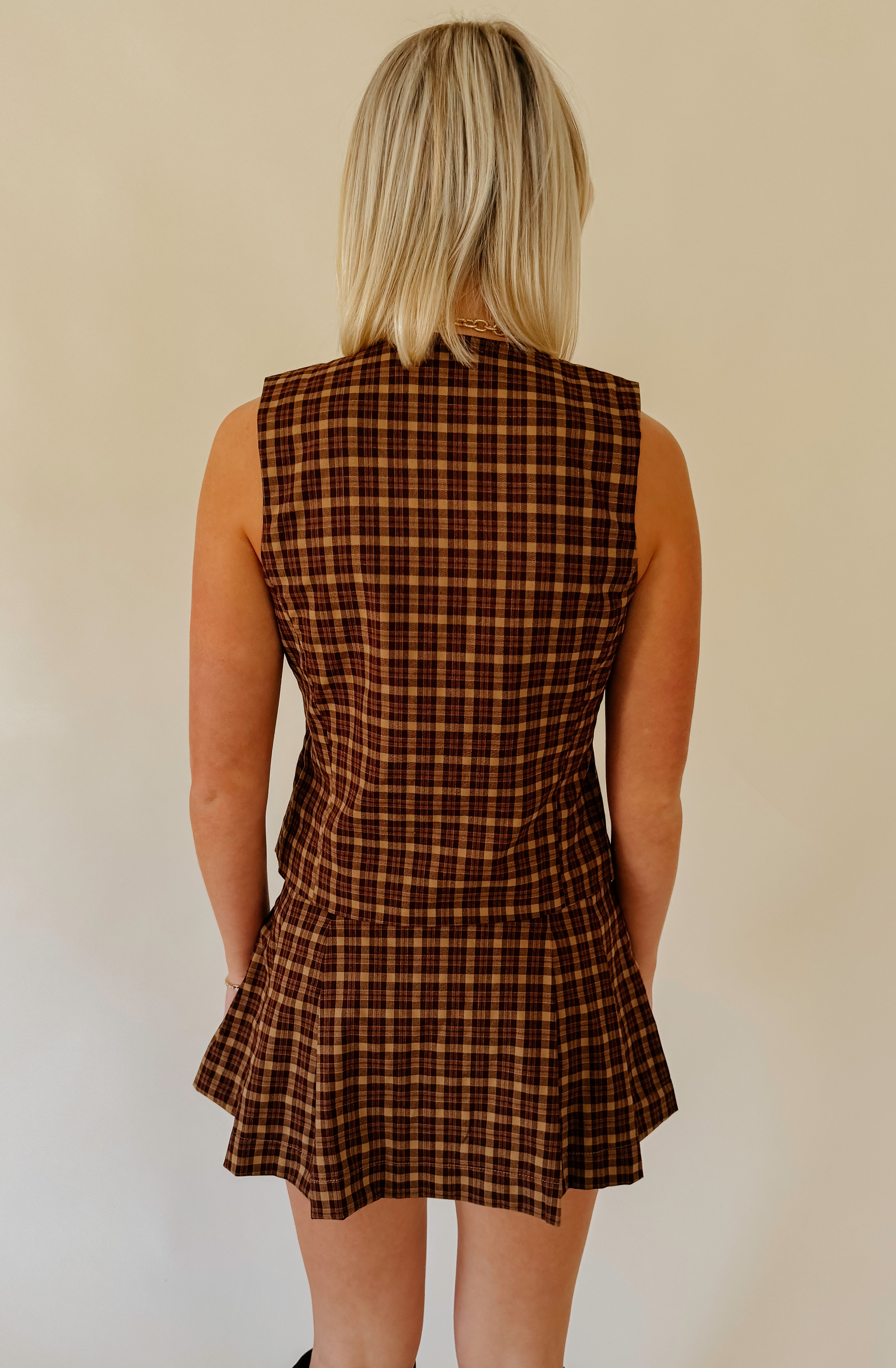 PLAID REPUTATION BUTTONED TOP