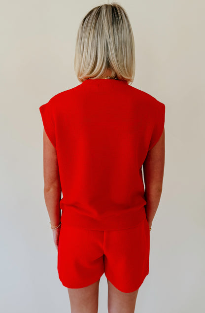 ON THE GO RELAXED MUSCLE TEE