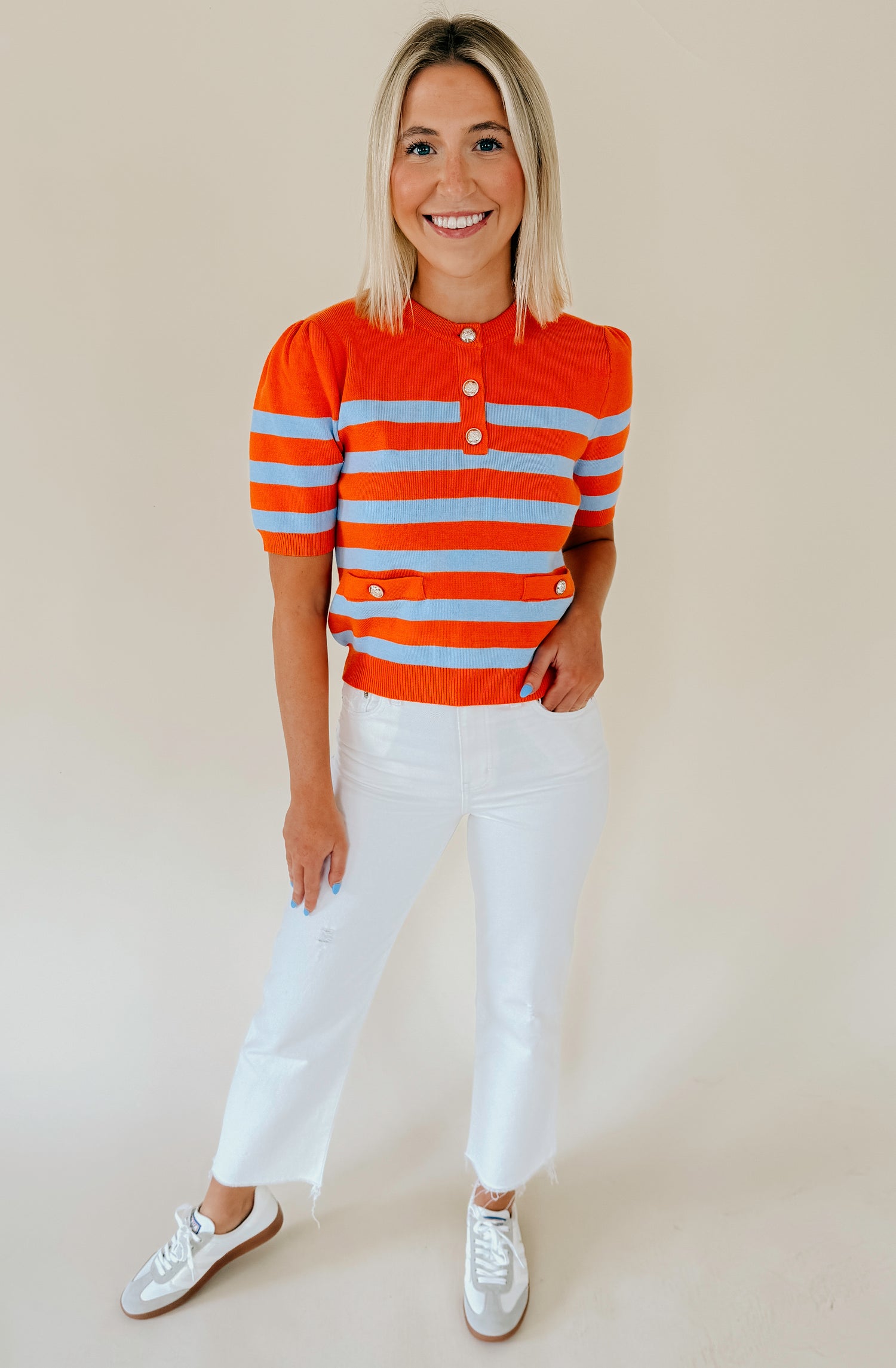 TAYLOR BUTTONED SWEATER