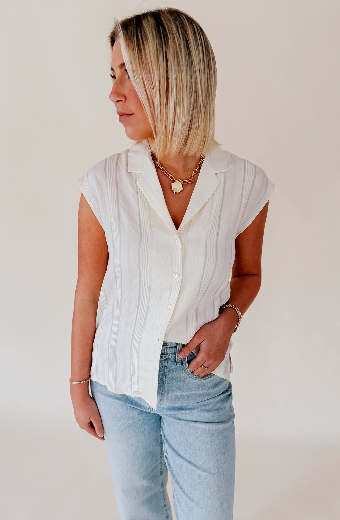 KIANA BUTTONED BLOUSE