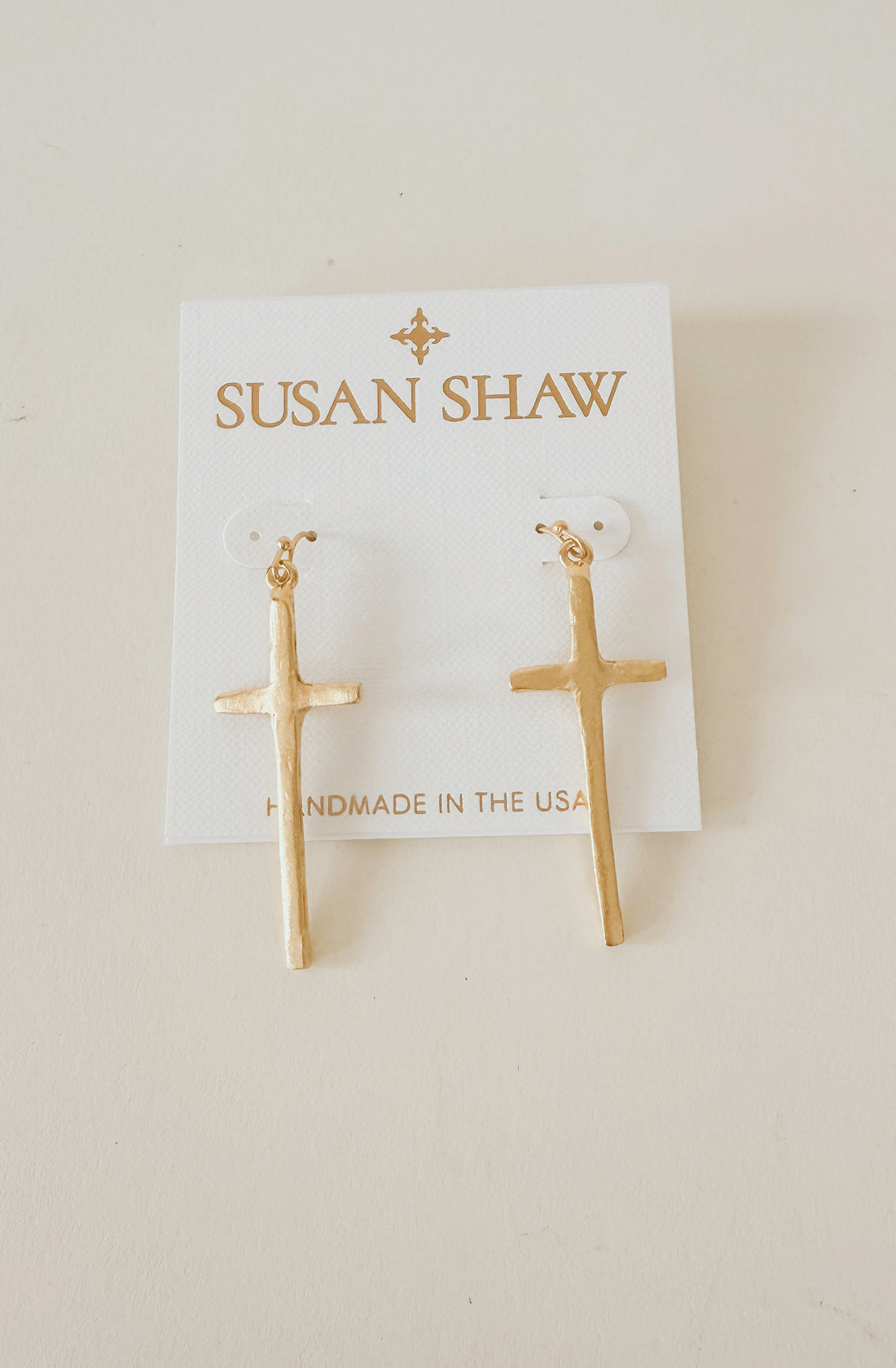 SUSAN SHAW TALL CROSS NECKLACE