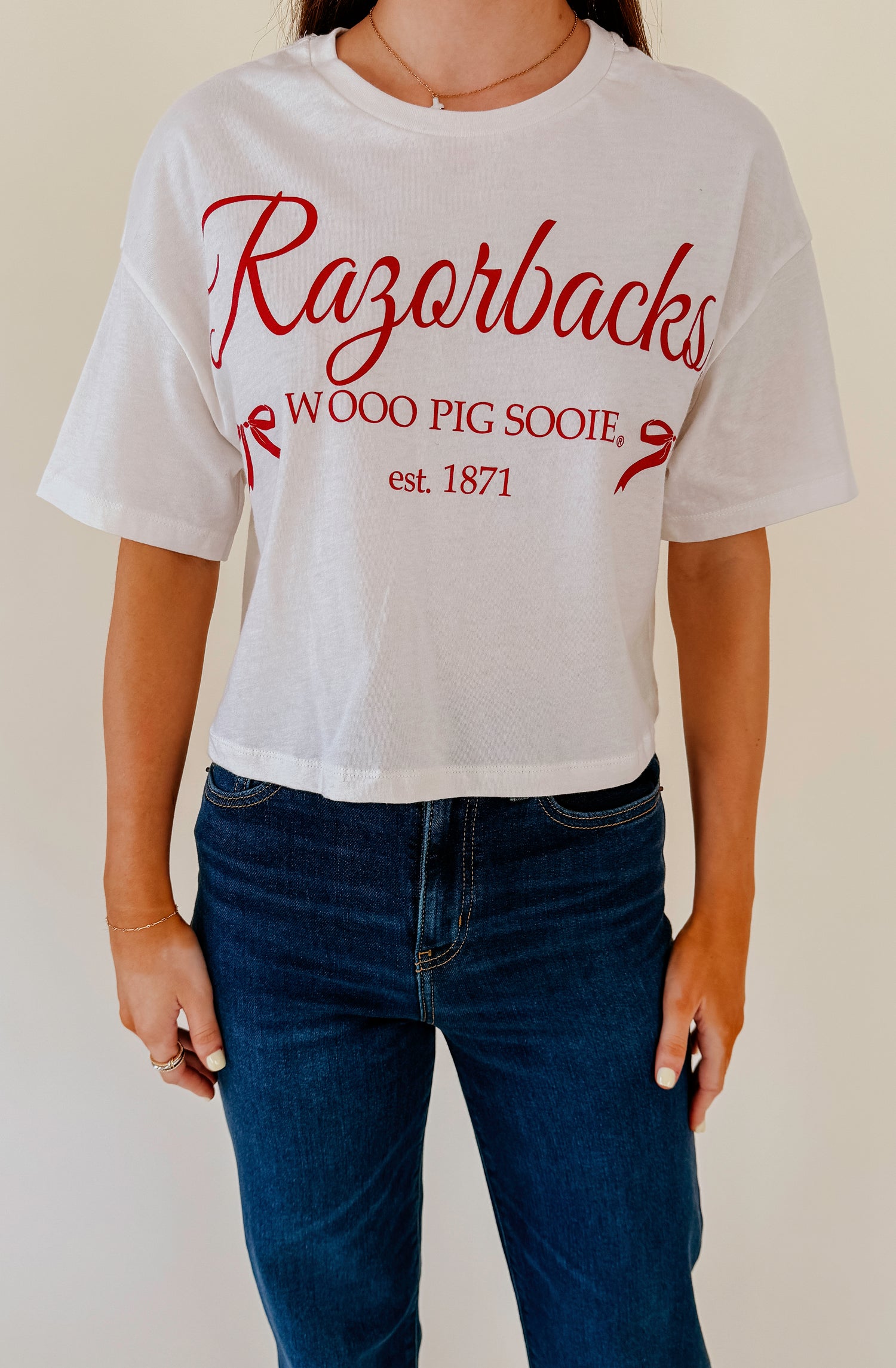 ARKANSAS BOW CROPPED TEE