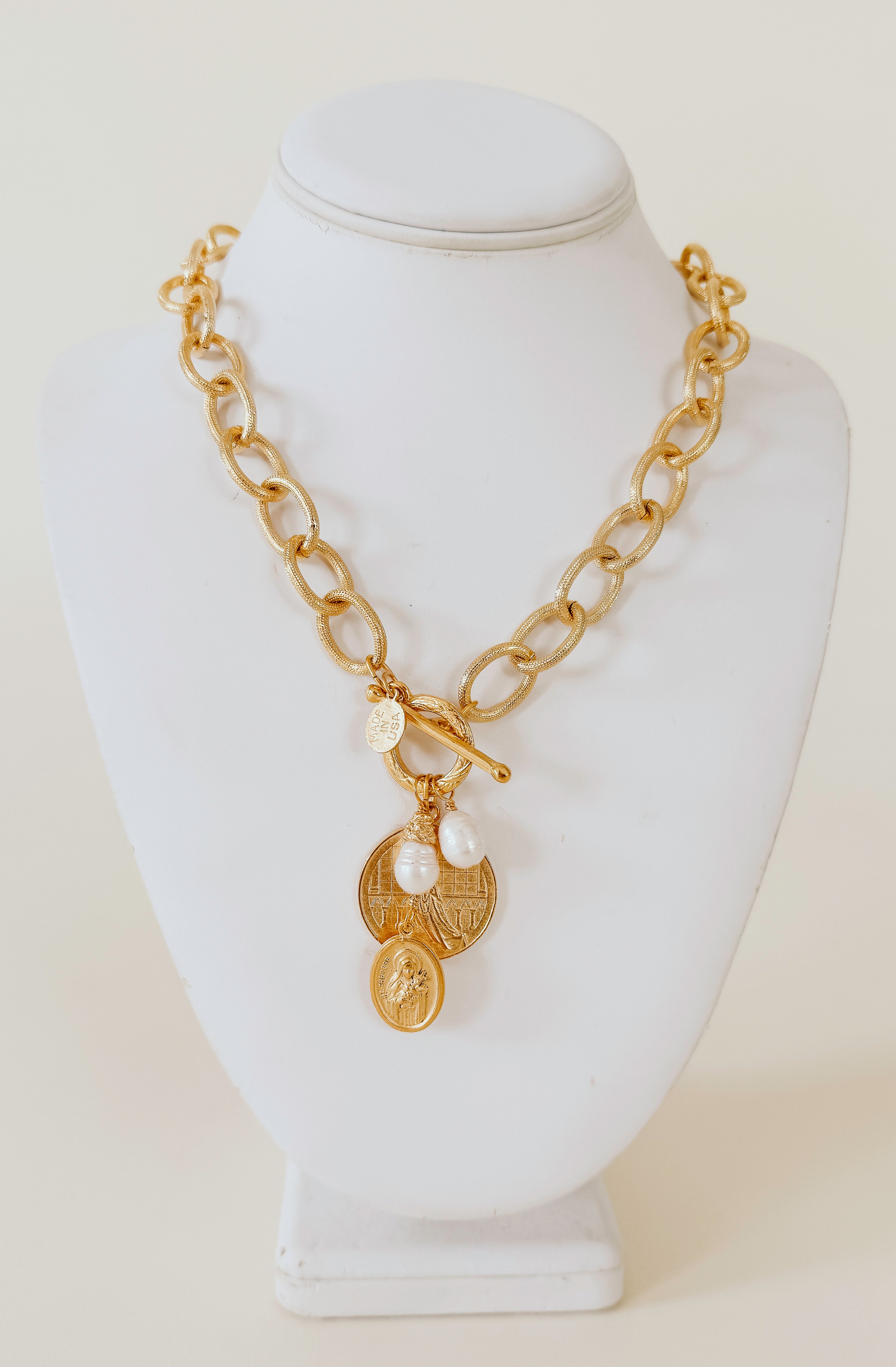 SUSAN SHAW COIN TOGGLE NECKLACE