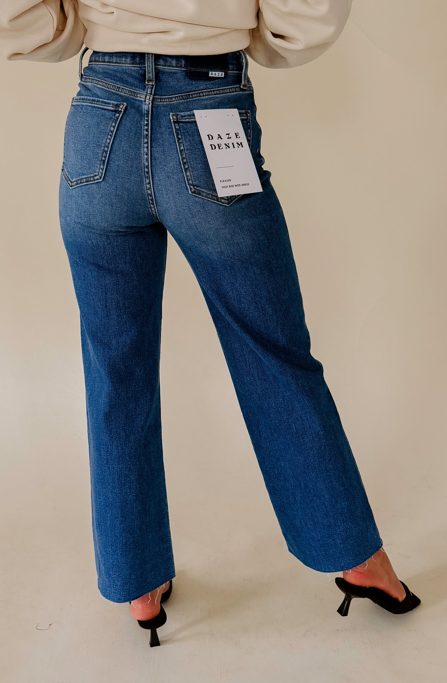 DAZE PLEASER DENIM IN INDIGO WAVE