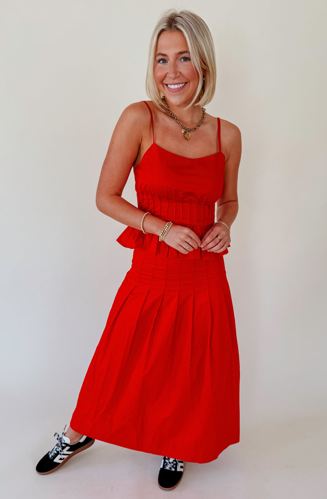 HOT TO GO PLEATED SKIRT