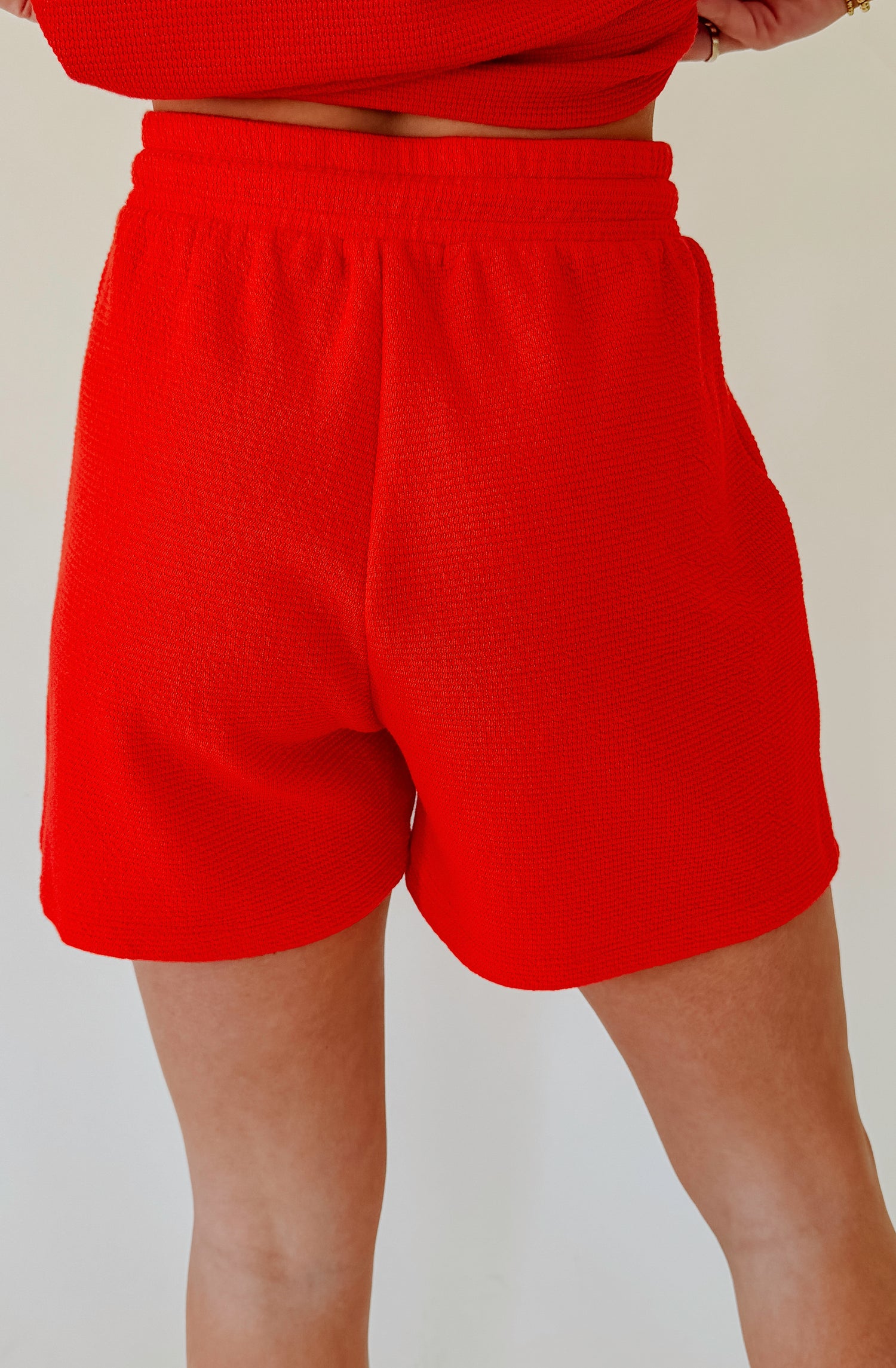ON THE GO TIE WAIST SHORTS
