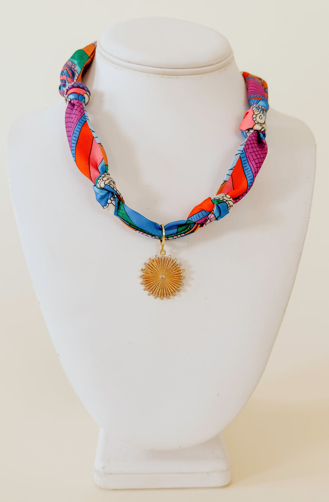 CABO SCARF NECKLACE