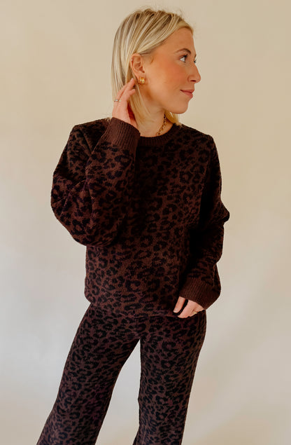 SOFTIES MARSHMALLOW LEOPARD CREW NECK LOUNGE SET