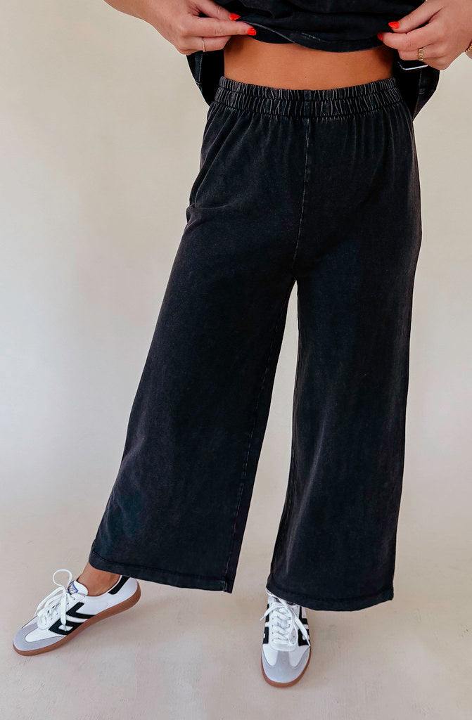 Z SUPPLY SCOUT JERSEY CROP FLARE PANT