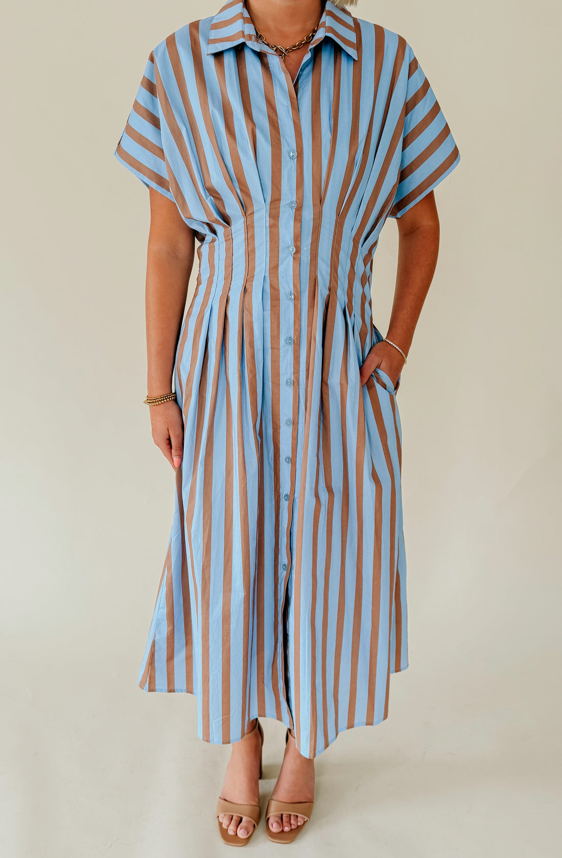 MEET IN THE MIDDLE BUTTONED DRESS