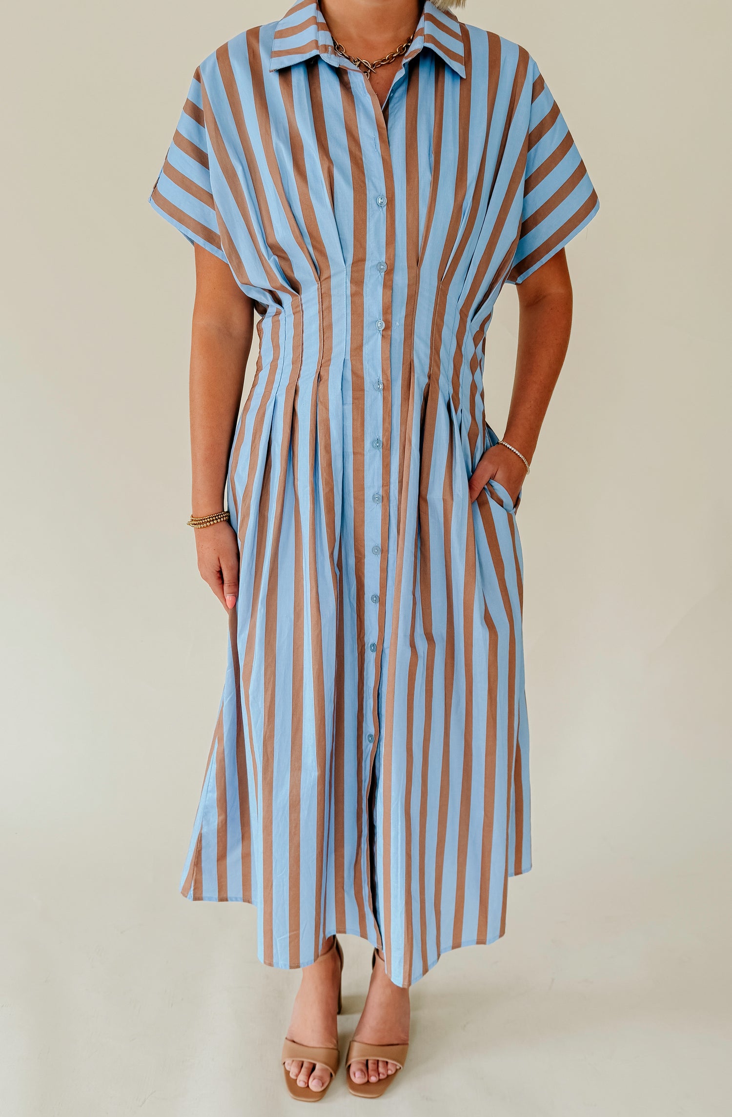 MEET IN THE MIDDLE BUTTONED DRESS