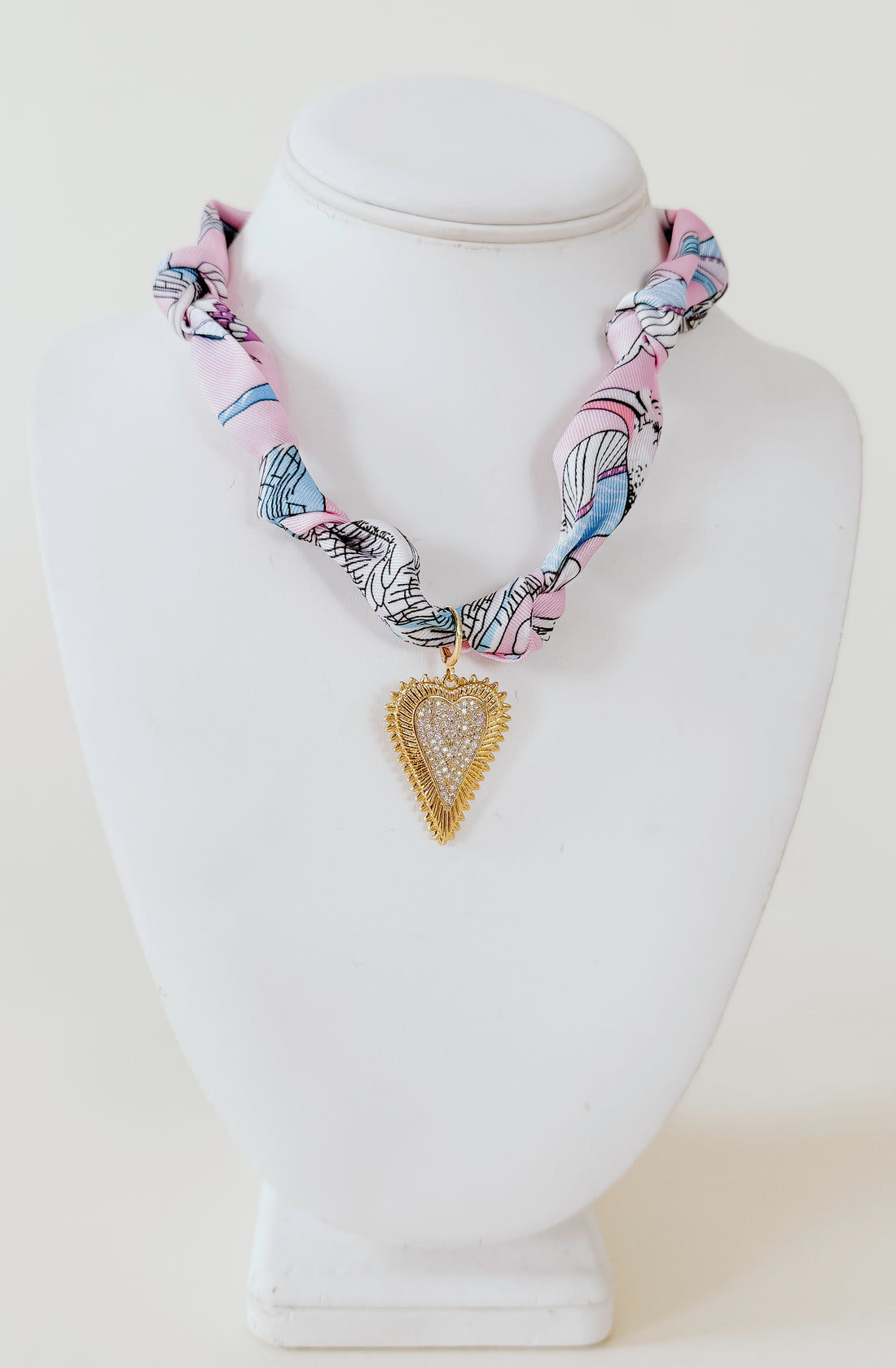 DAHLIA SCARF NECKLACE