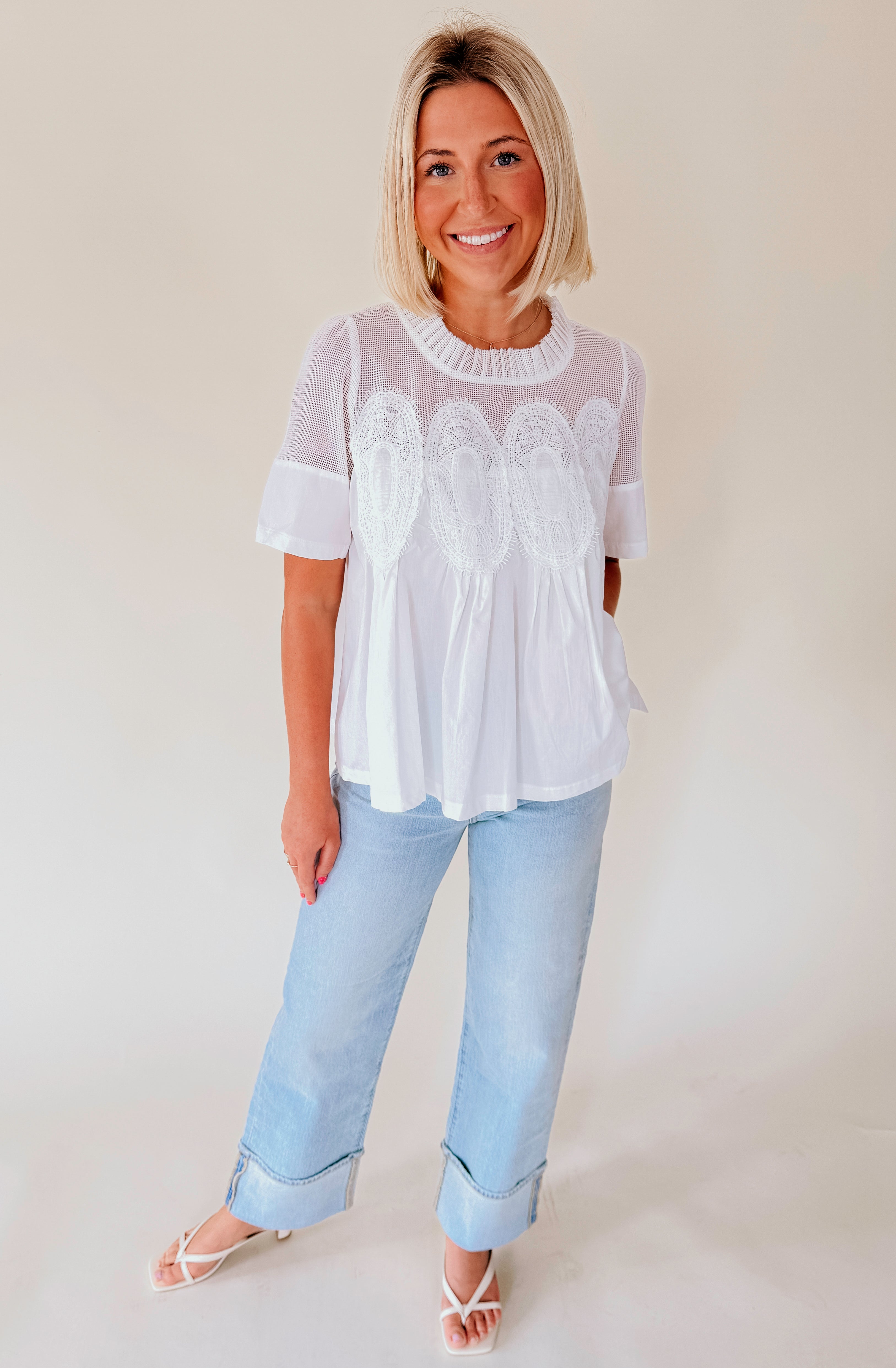 MESHED WELL BLOUSE