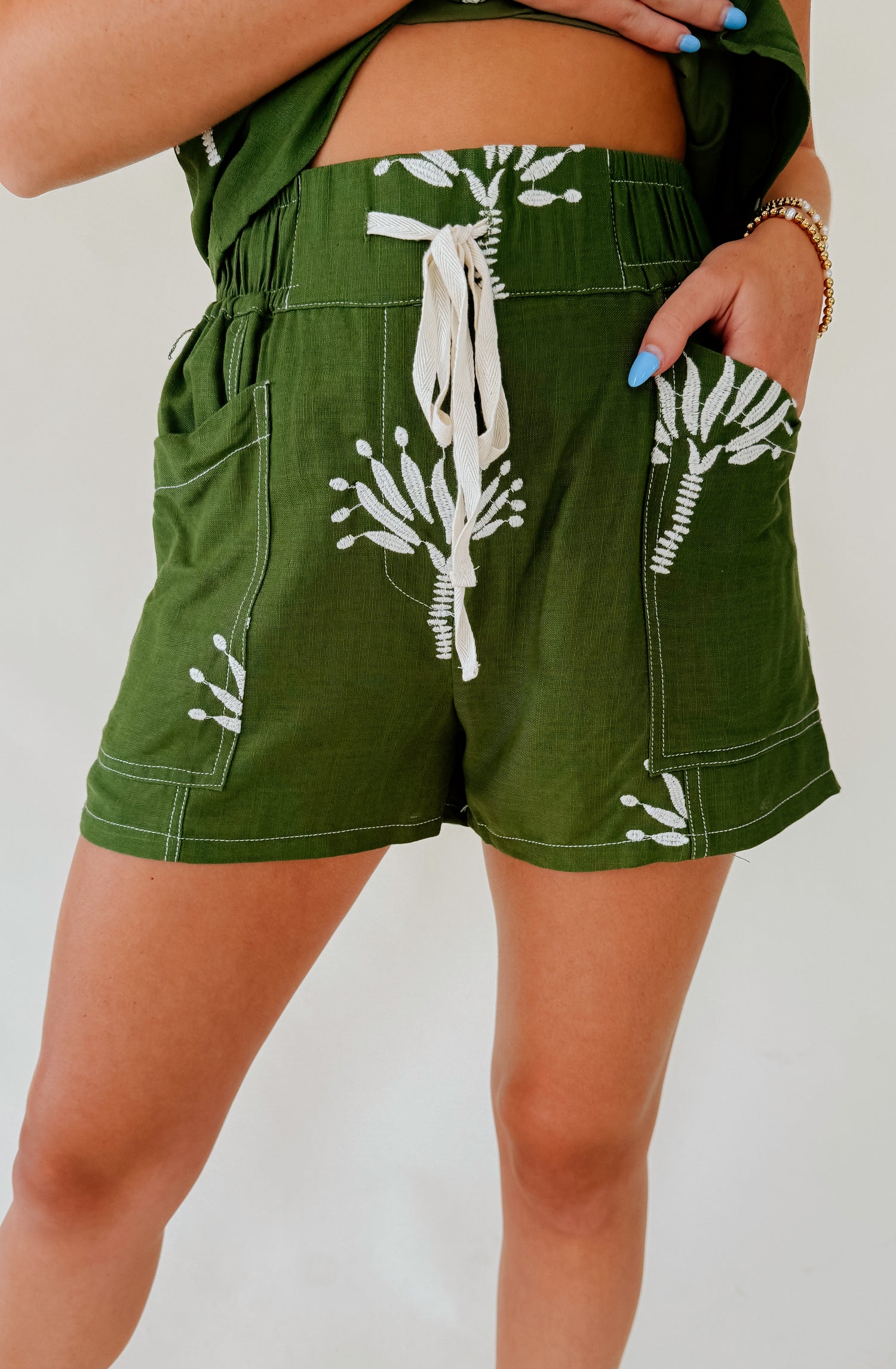 CIEBON CHEYNE EMBROIDERED SHORTS