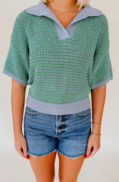 TIMED RIGHT COLLARED SWEATER