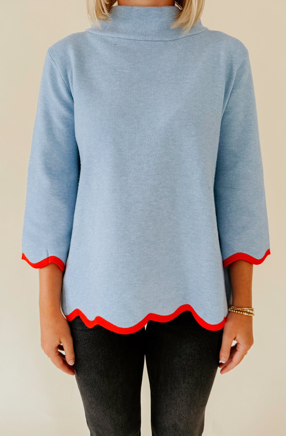 THE PRESLEY SCALLOPED 3/4 SLEEVE SWEATER