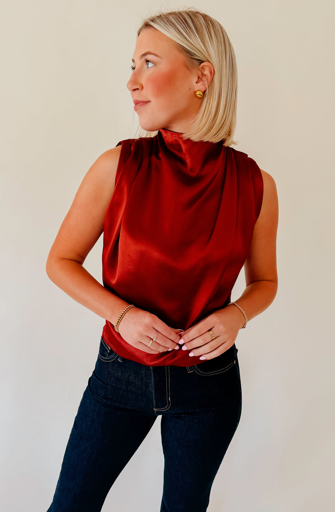 LINE AND DOT PAVEN TOP