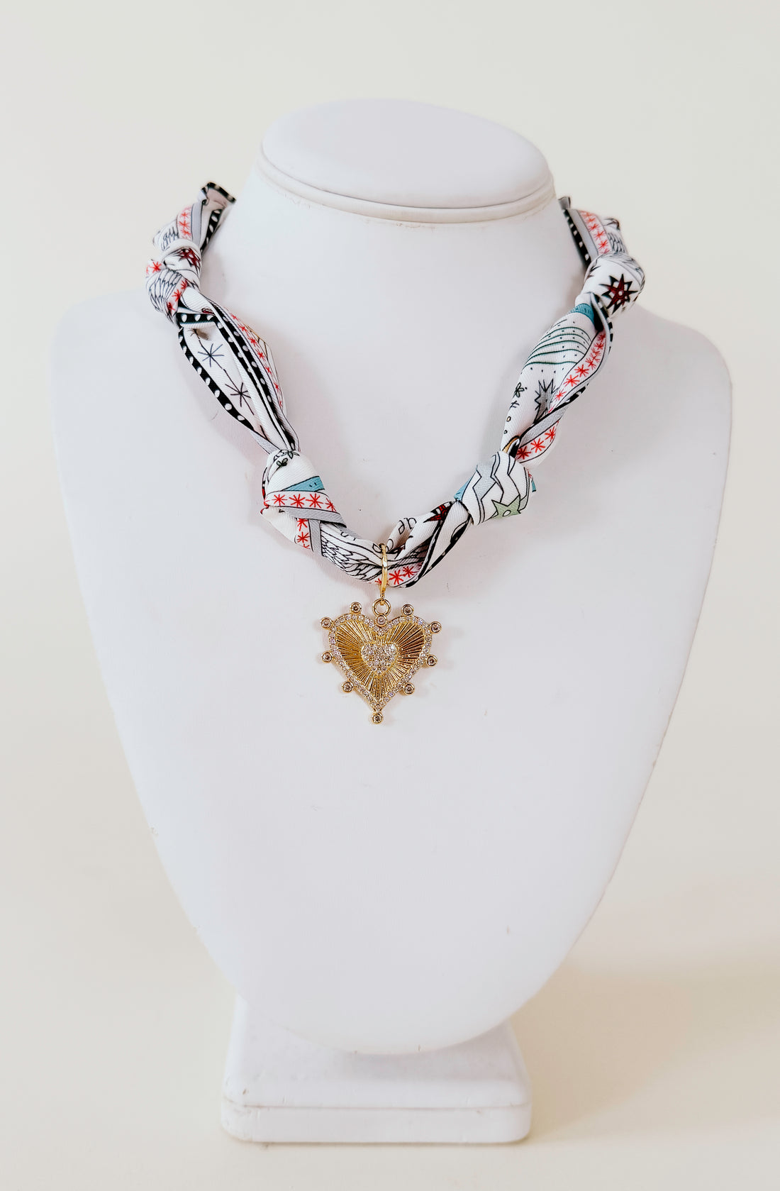 KYRA SCARF NECKLACE