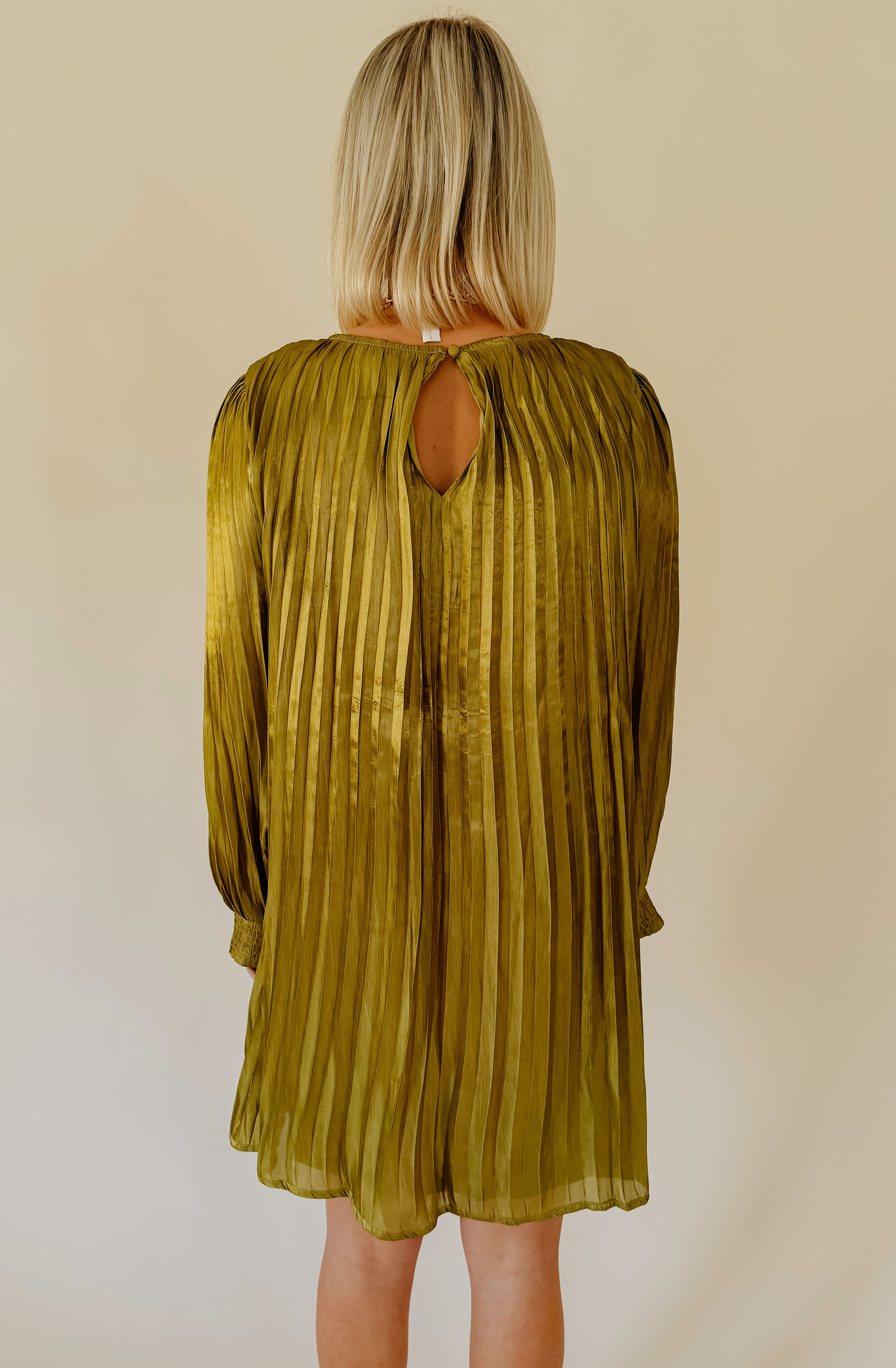 THE EVELYN PLEATED SHIFT DRESS