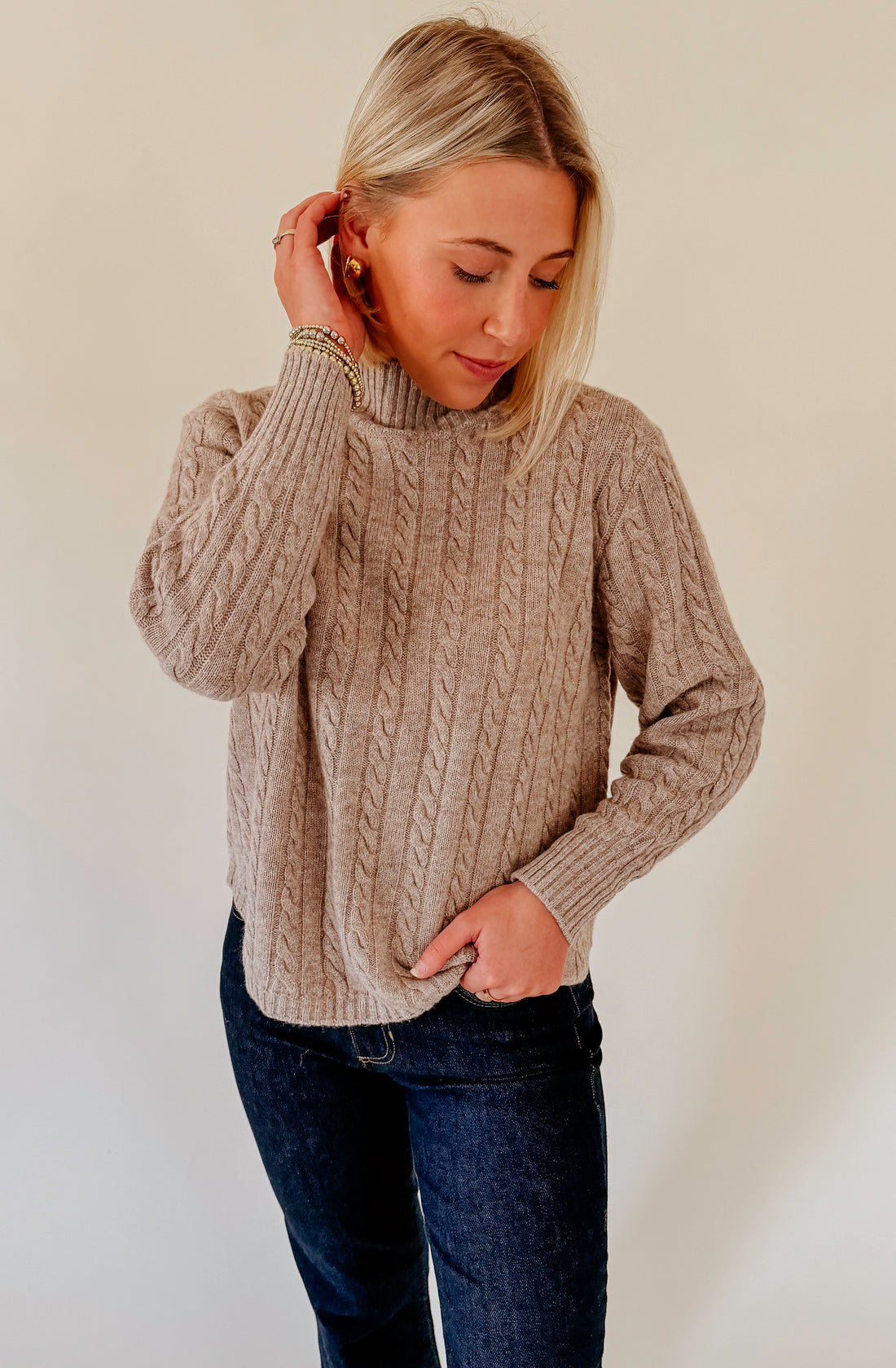 THE BROOKYLN MOCK NECK SWEATER