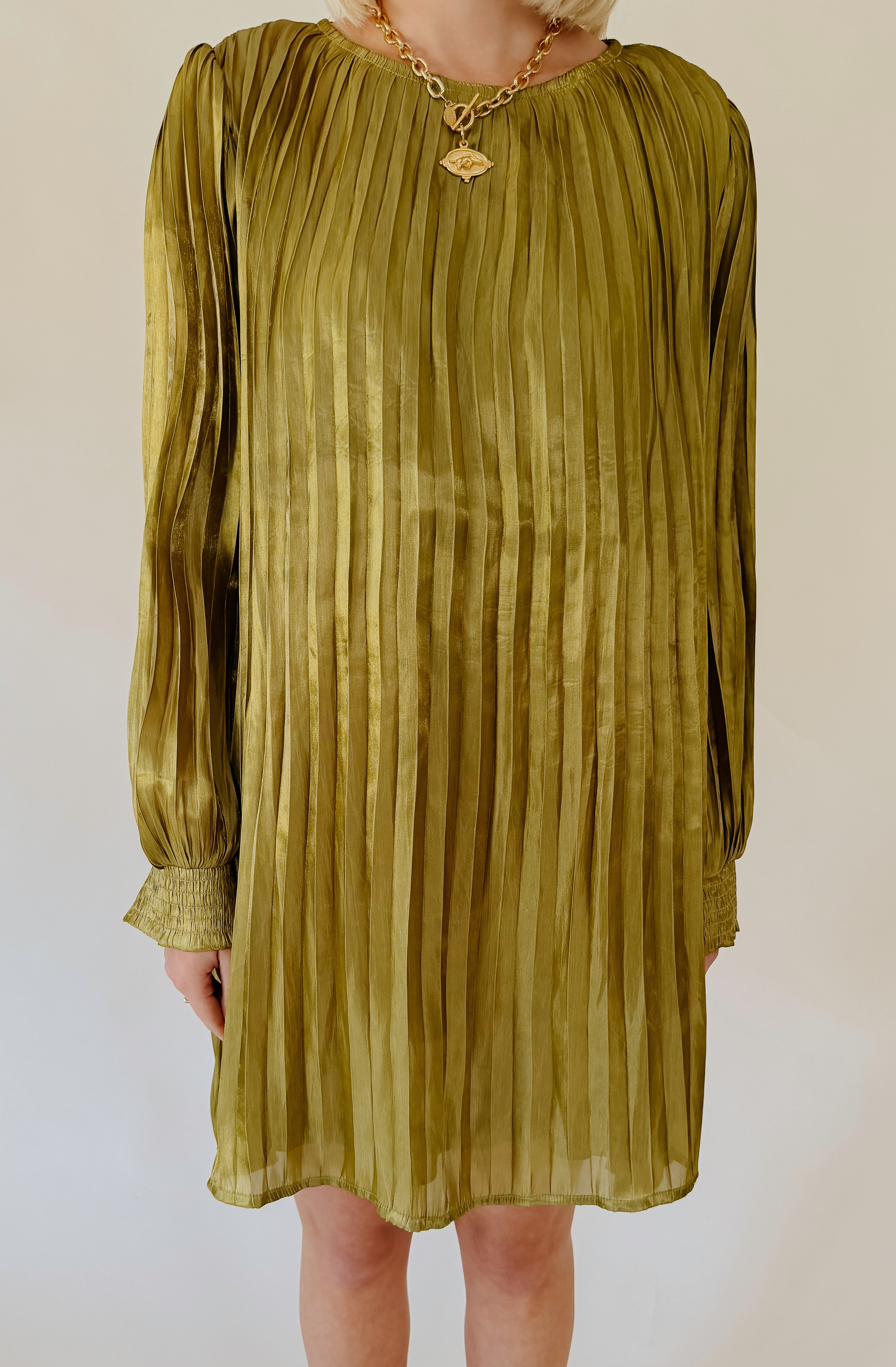 THE EVELYN PLEATED SHIFT DRESS