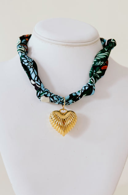 VICTORIA SCARF NECKLACE