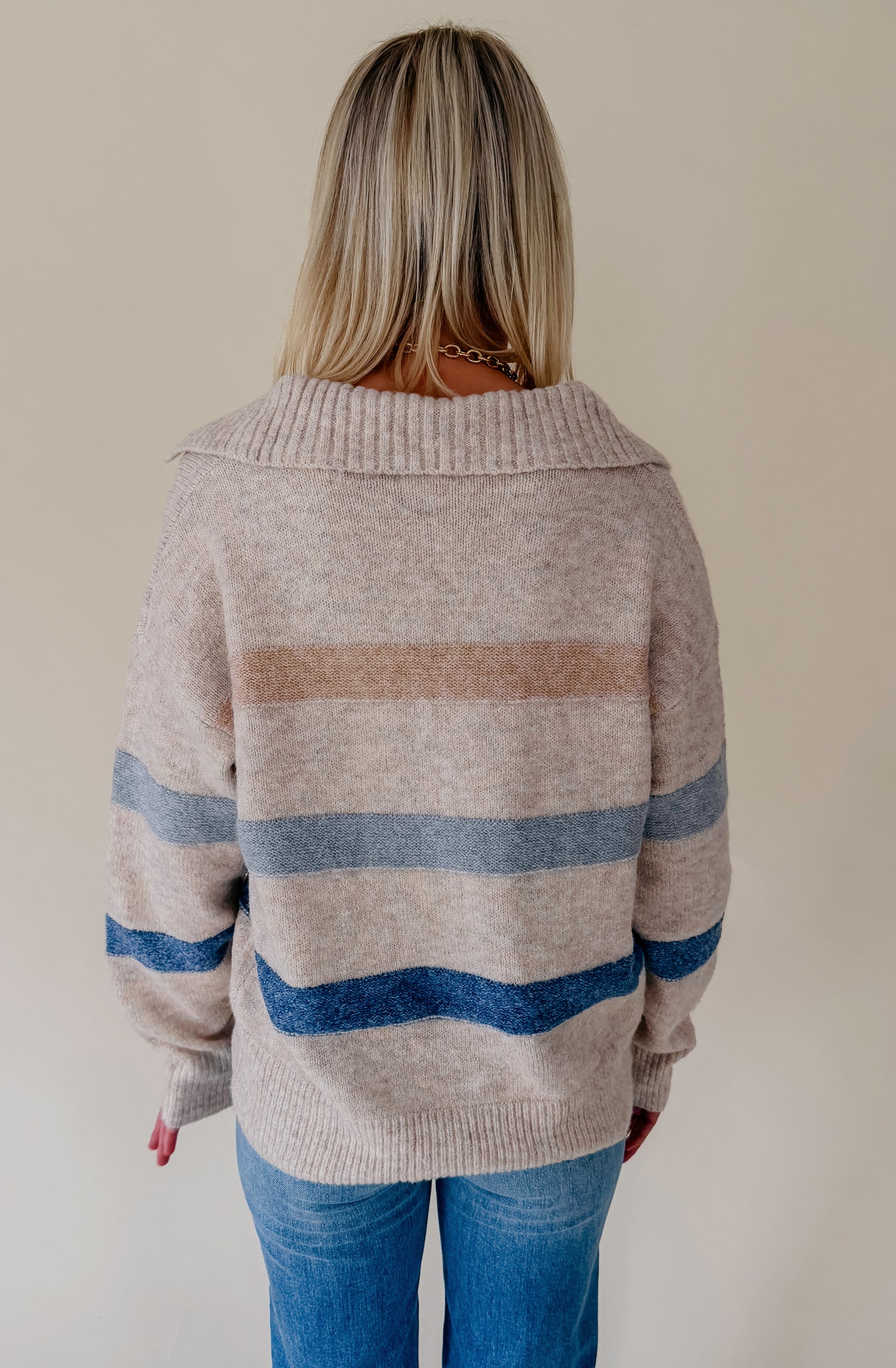 COLLAR LATER STRIPED SWEATER