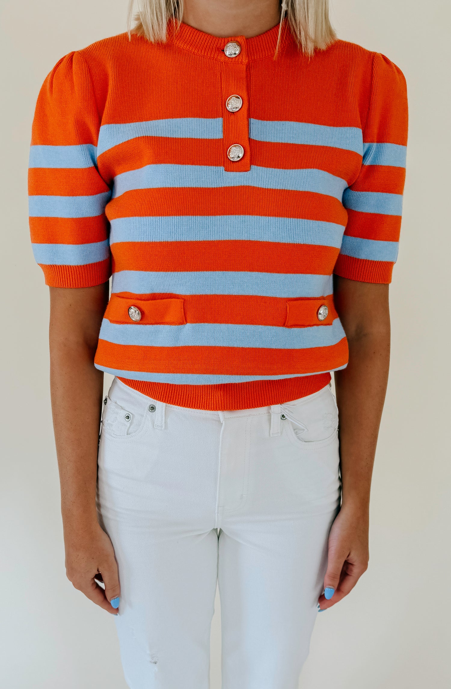 TAYLOR BUTTONED SWEATER