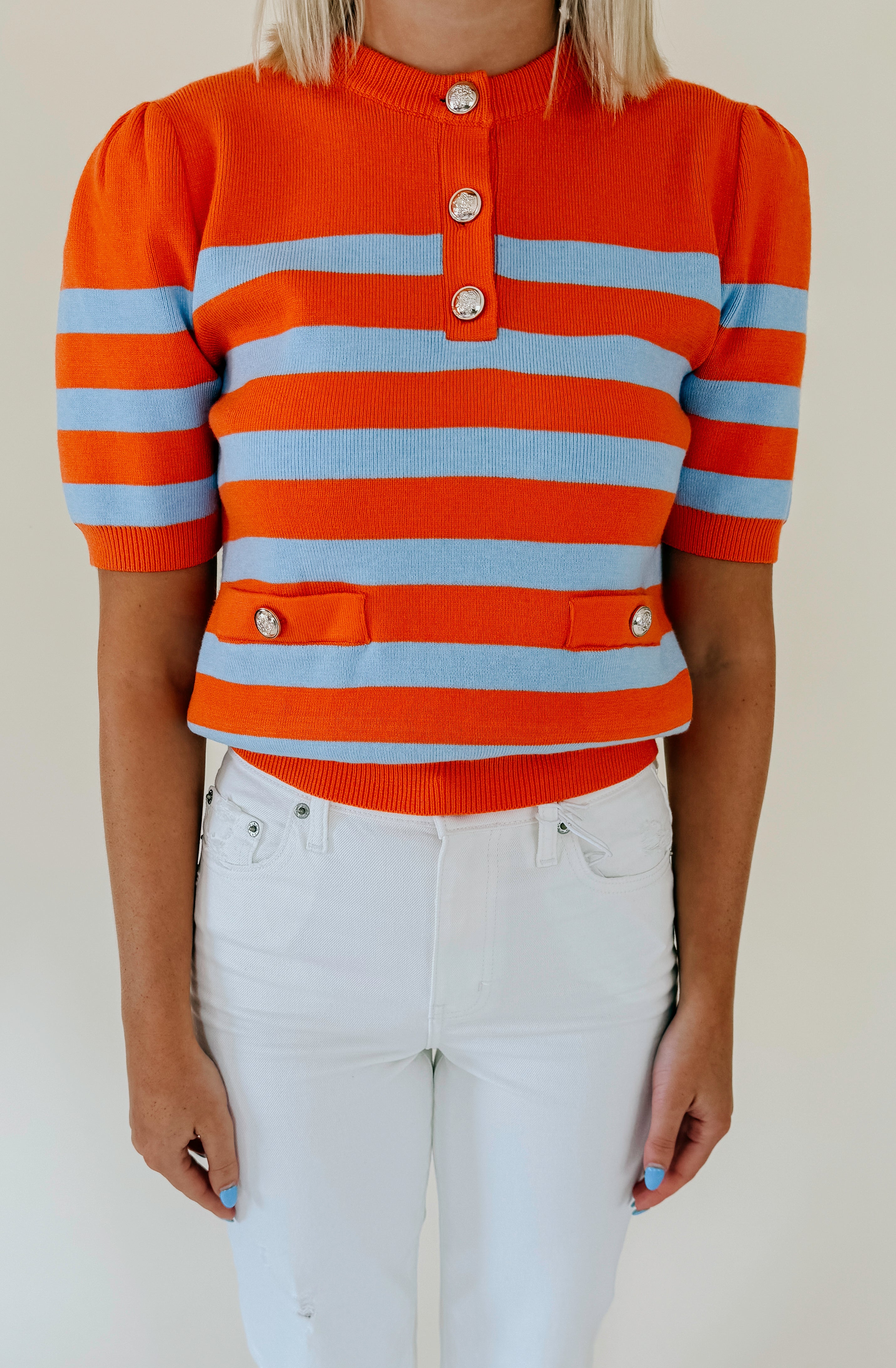 TAYLOR BUTTONED SWEATER