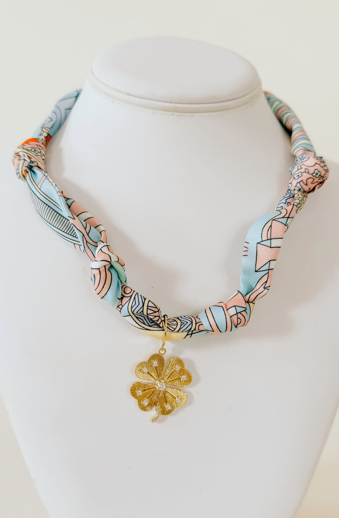 COSTA SCARF NECKLACE