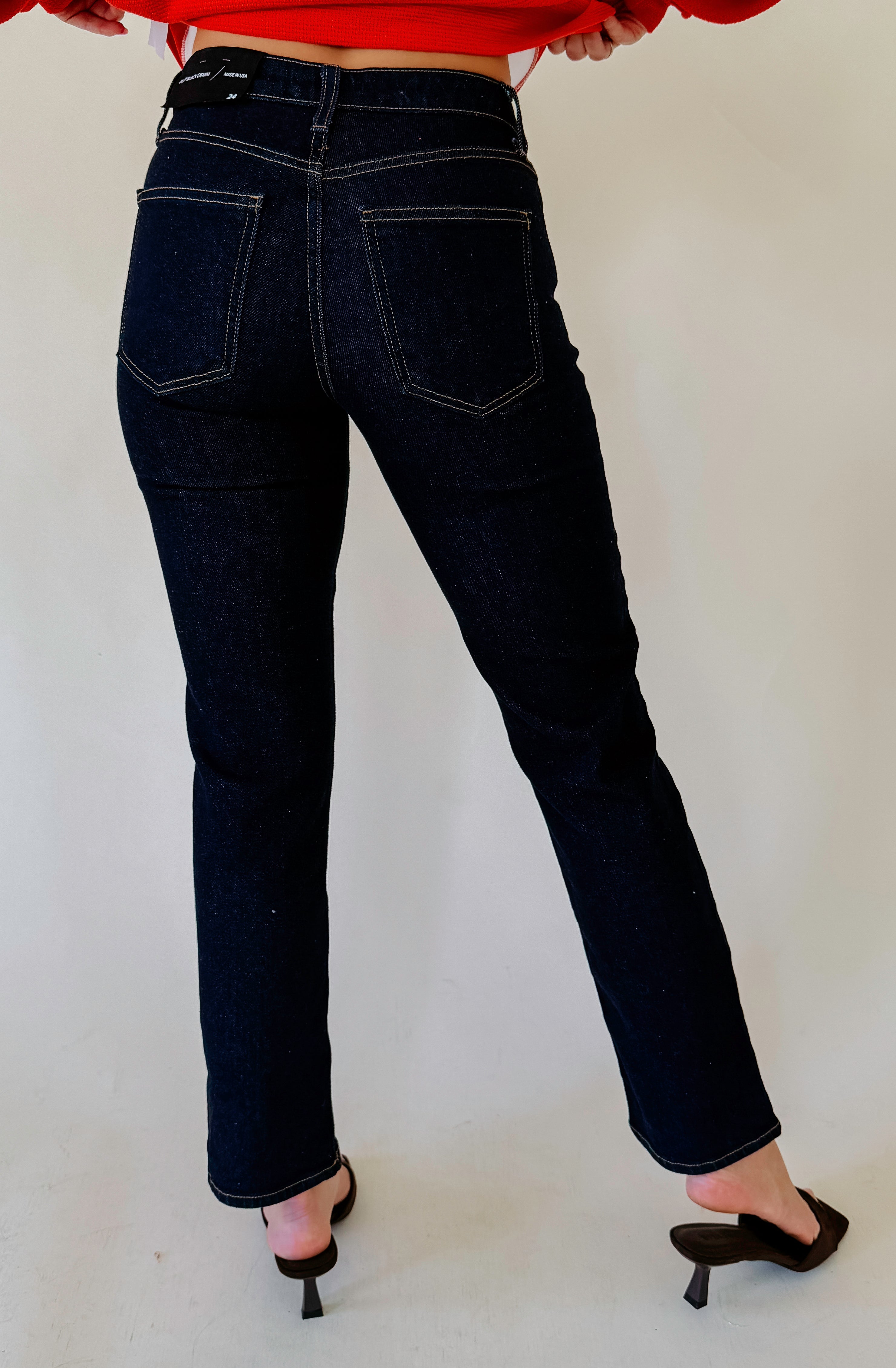 JUST BLACK CLEAN MID RISE STRAIGHT DENIM