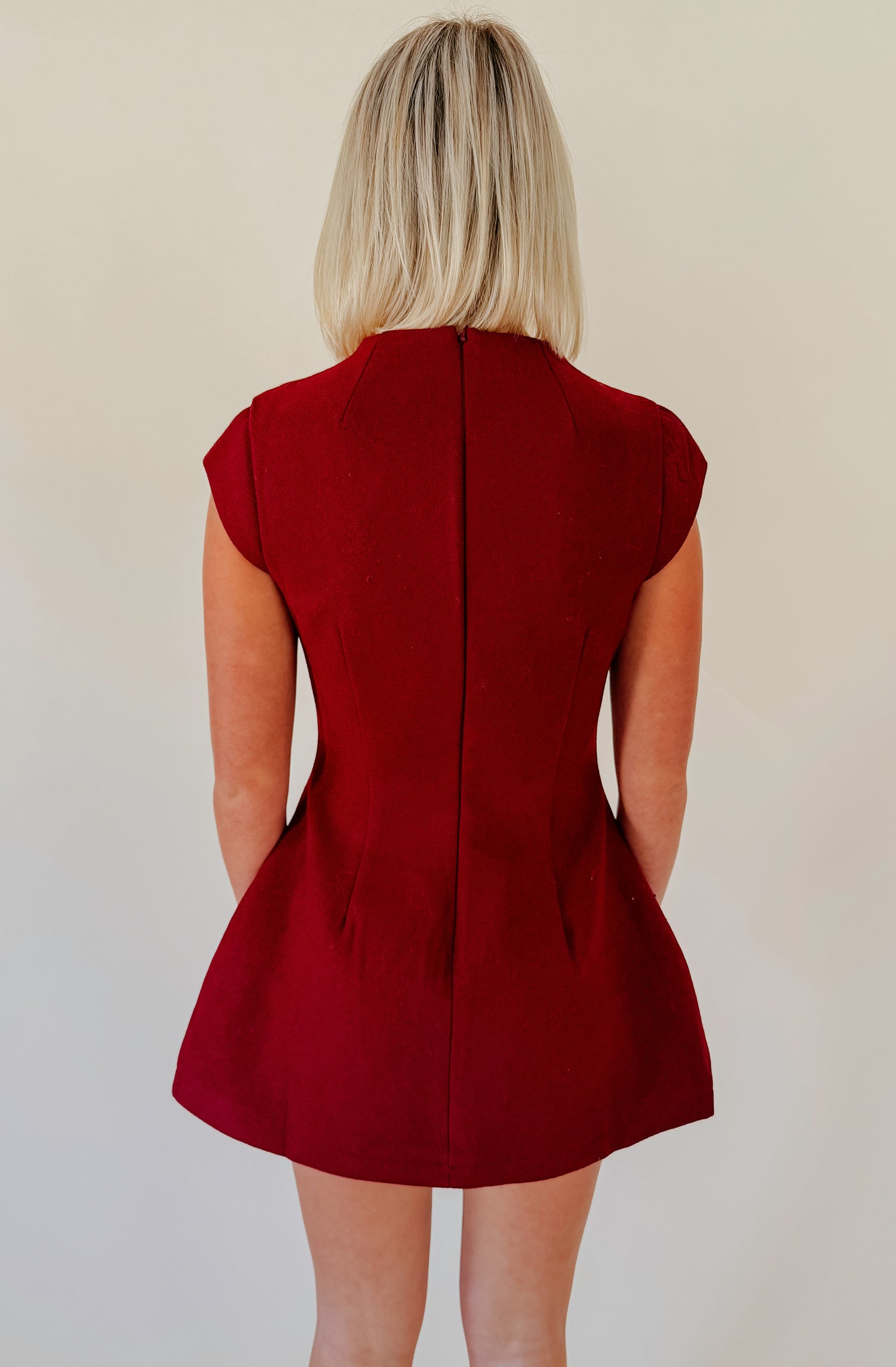 LINE AND DOT NOELIA MINI DRESS